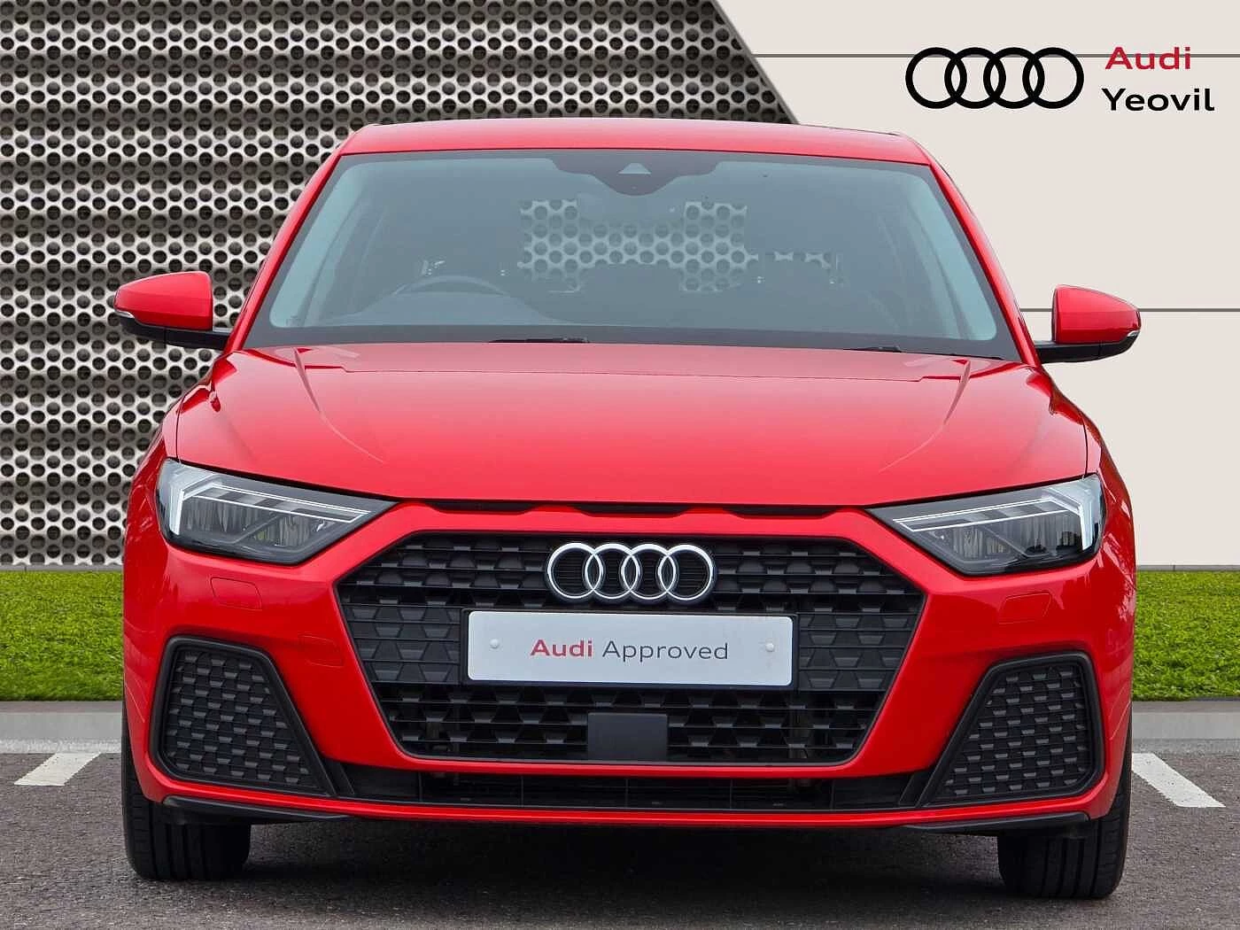 Audi-A1 Sportback-image-6