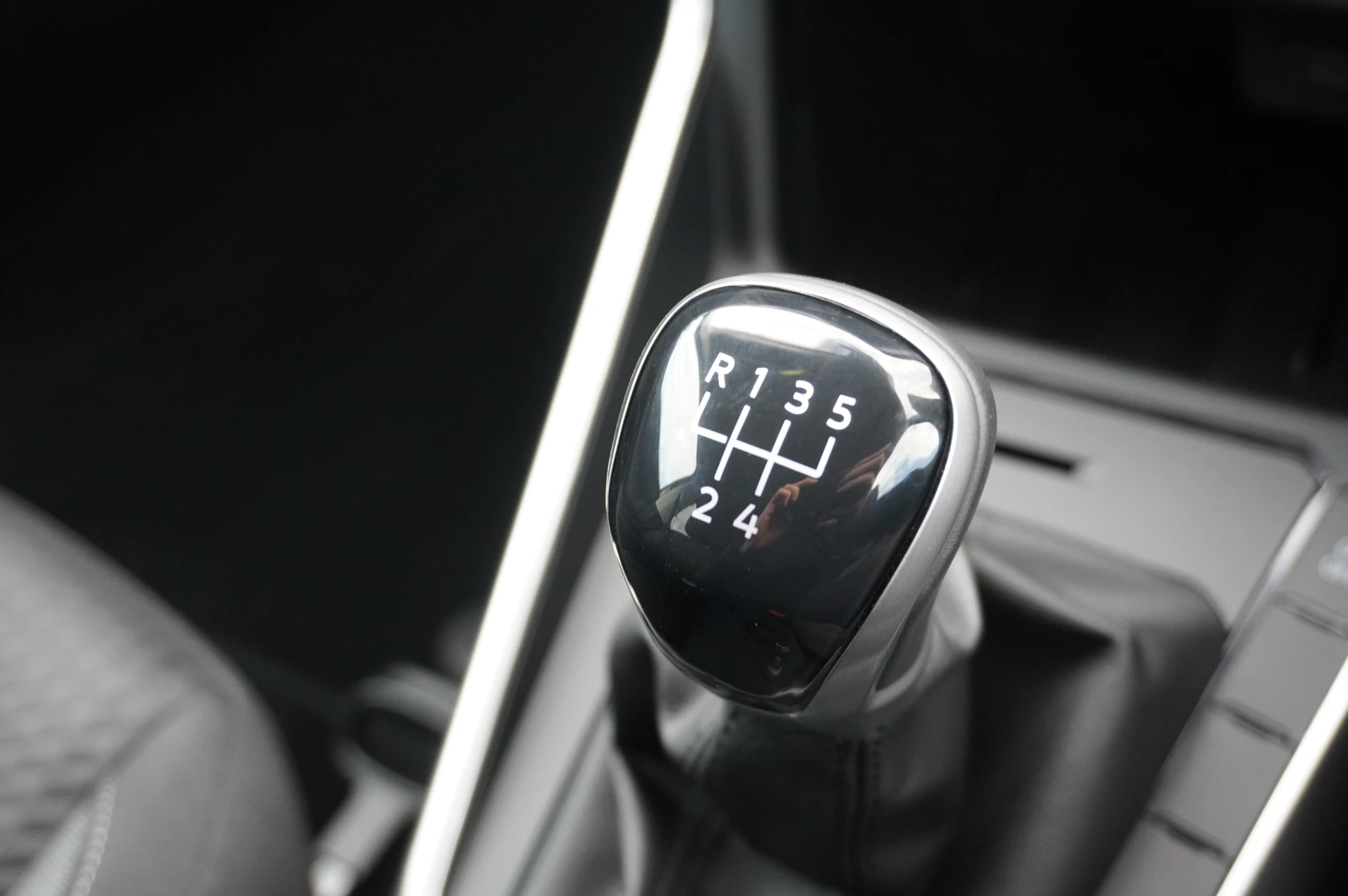 Volkswagen-Polo-image-34