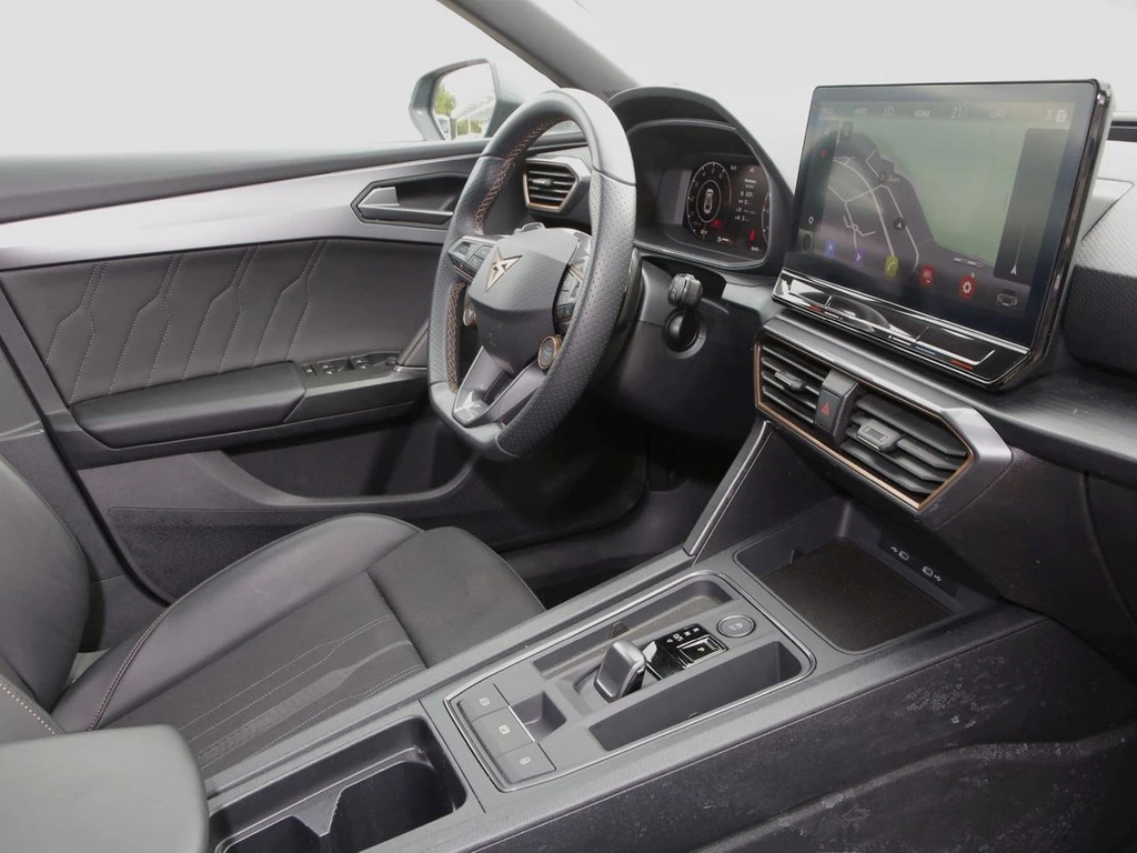 CUPRA Leon Sportstourer VZ 2.0 TSI 19" BEATS Navi+VC ACC LED RFK+PDC