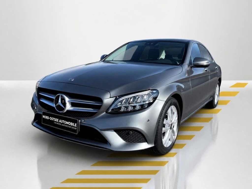 Mercedes-Benz-C-Klasse 180-image-1