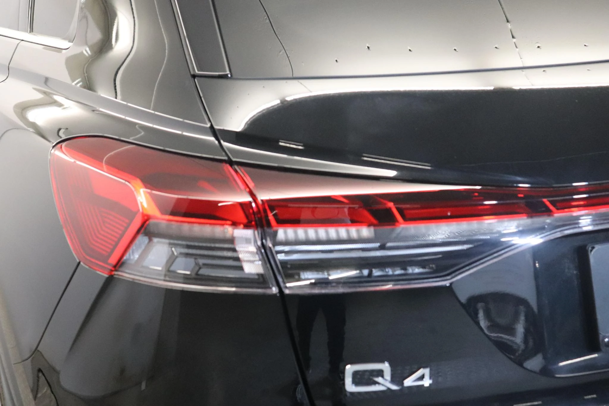 Audi-Q4 e-tron-image-16