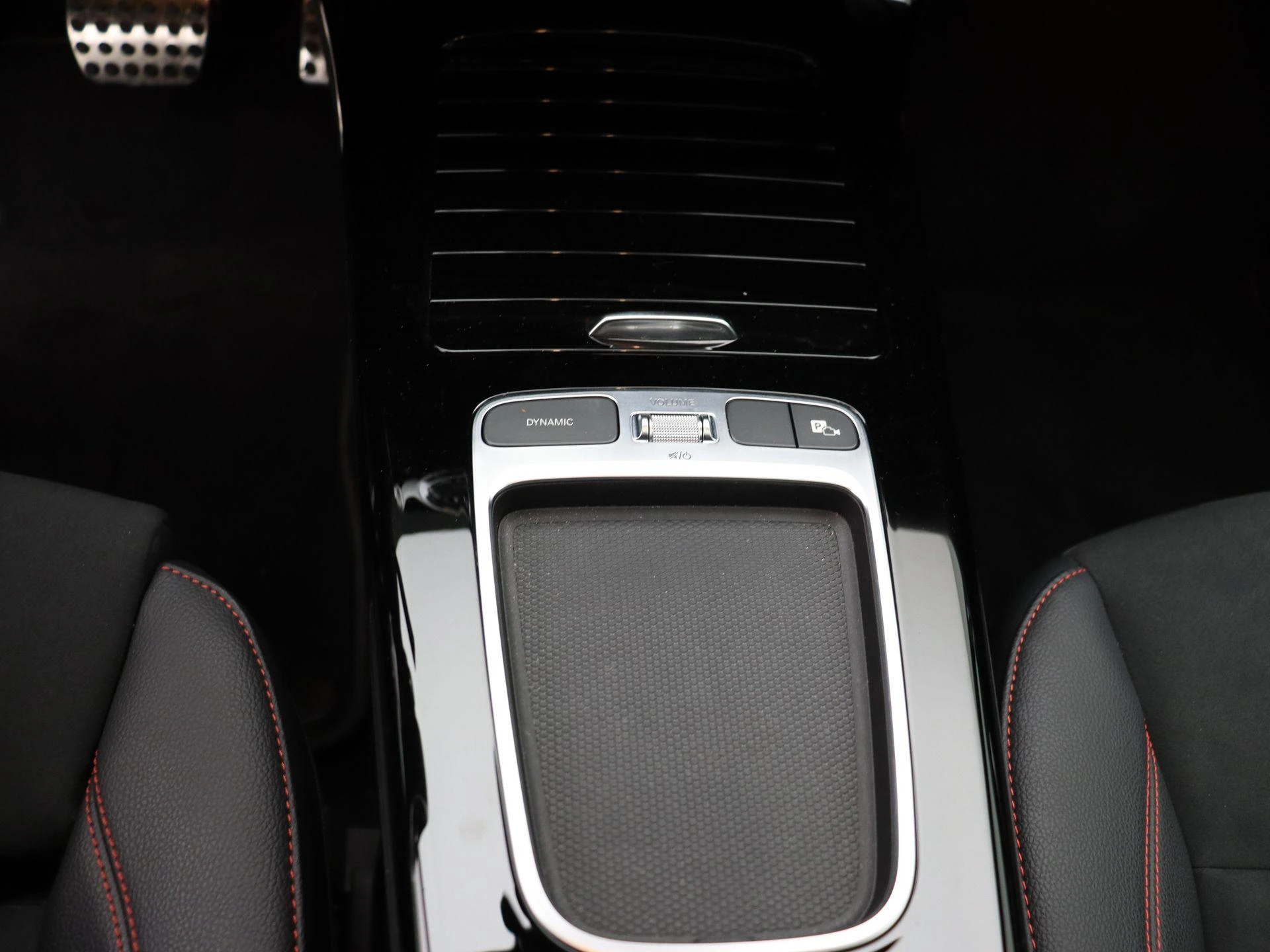 Mercedes-Benz-Classe A-image-14