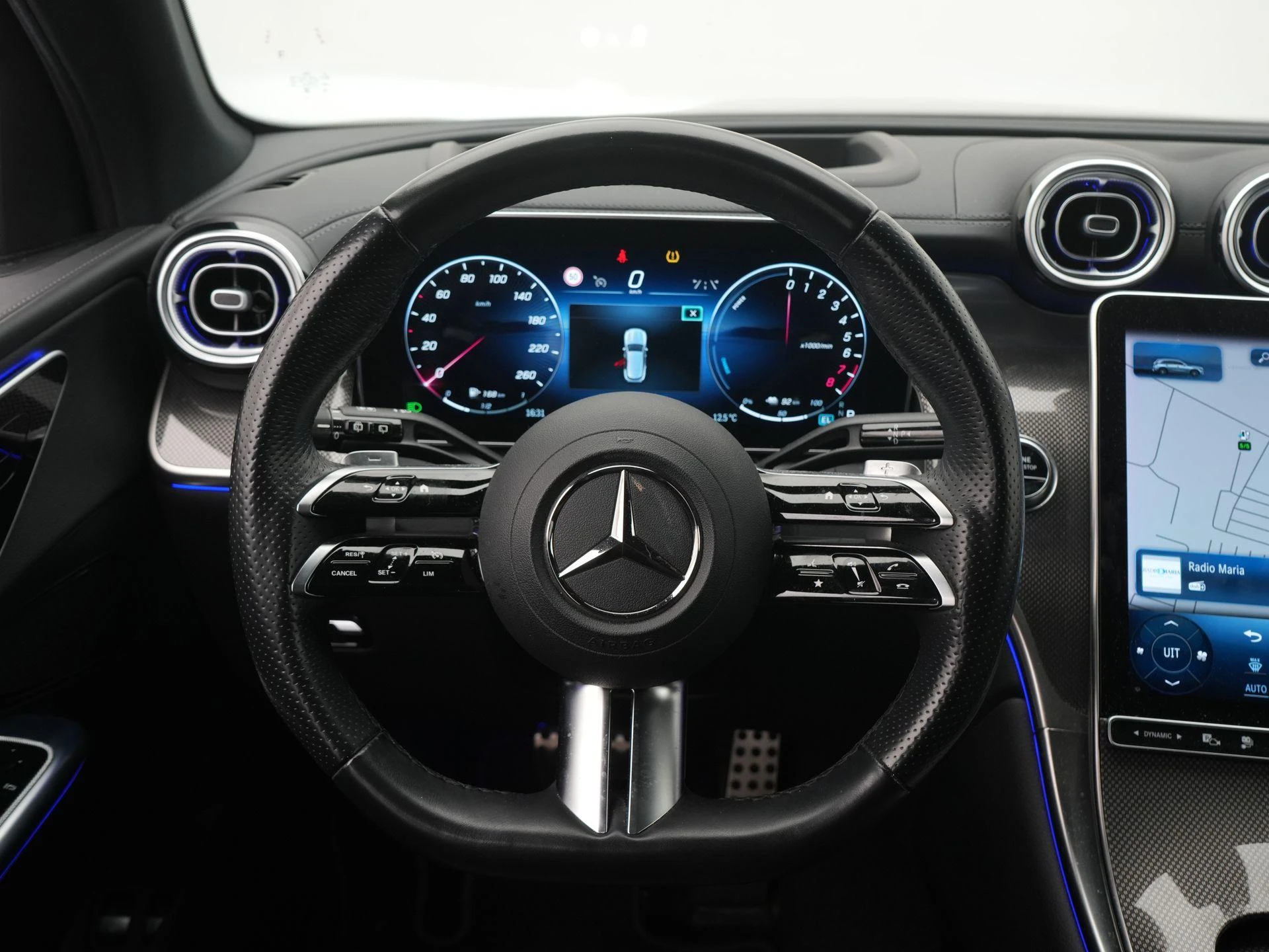 Mercedes-Benz-GLC-image-7