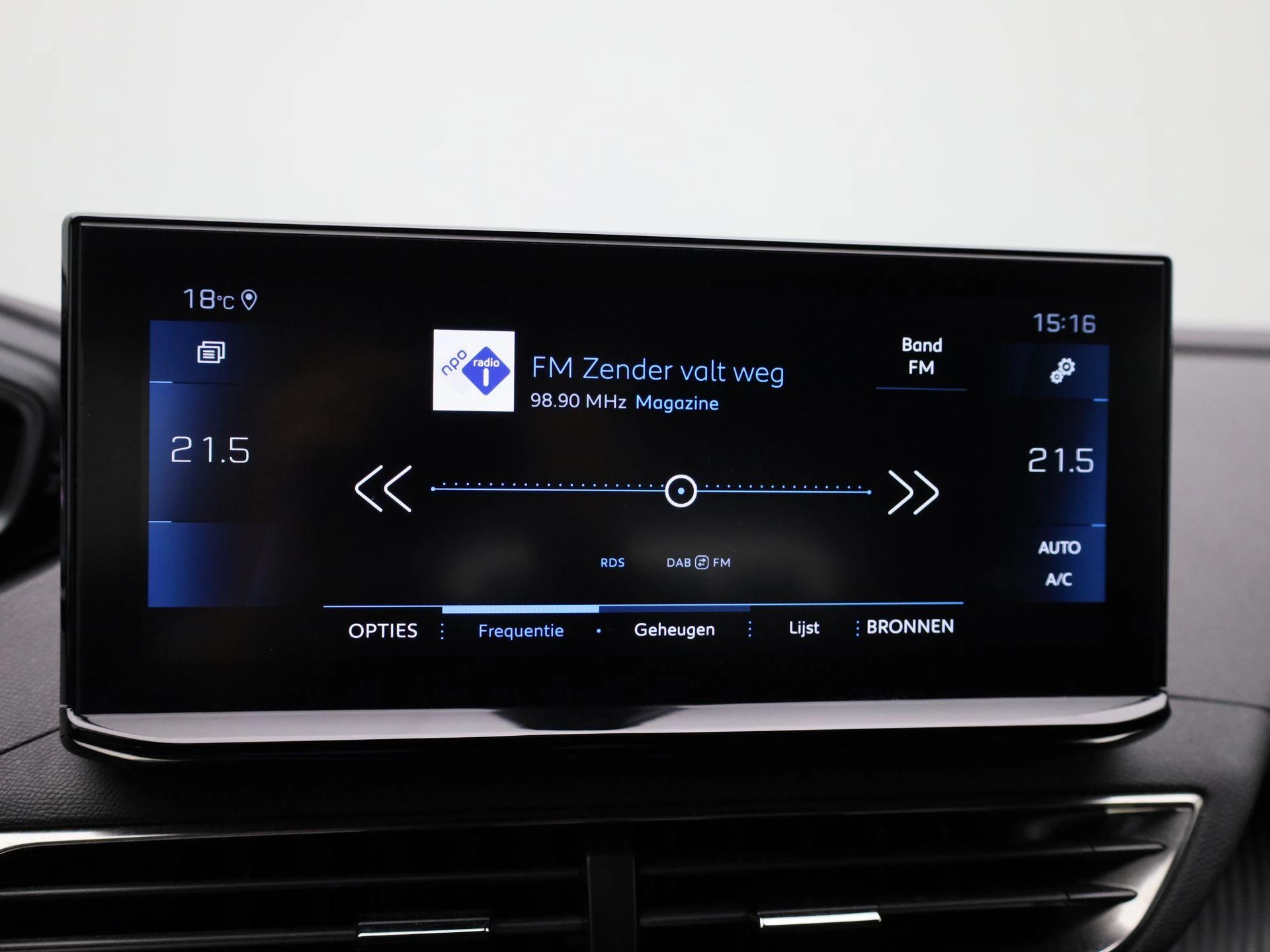 Peugeot 5008 1.5 BlueHDi 96kW S&S EAT8 Active Pack