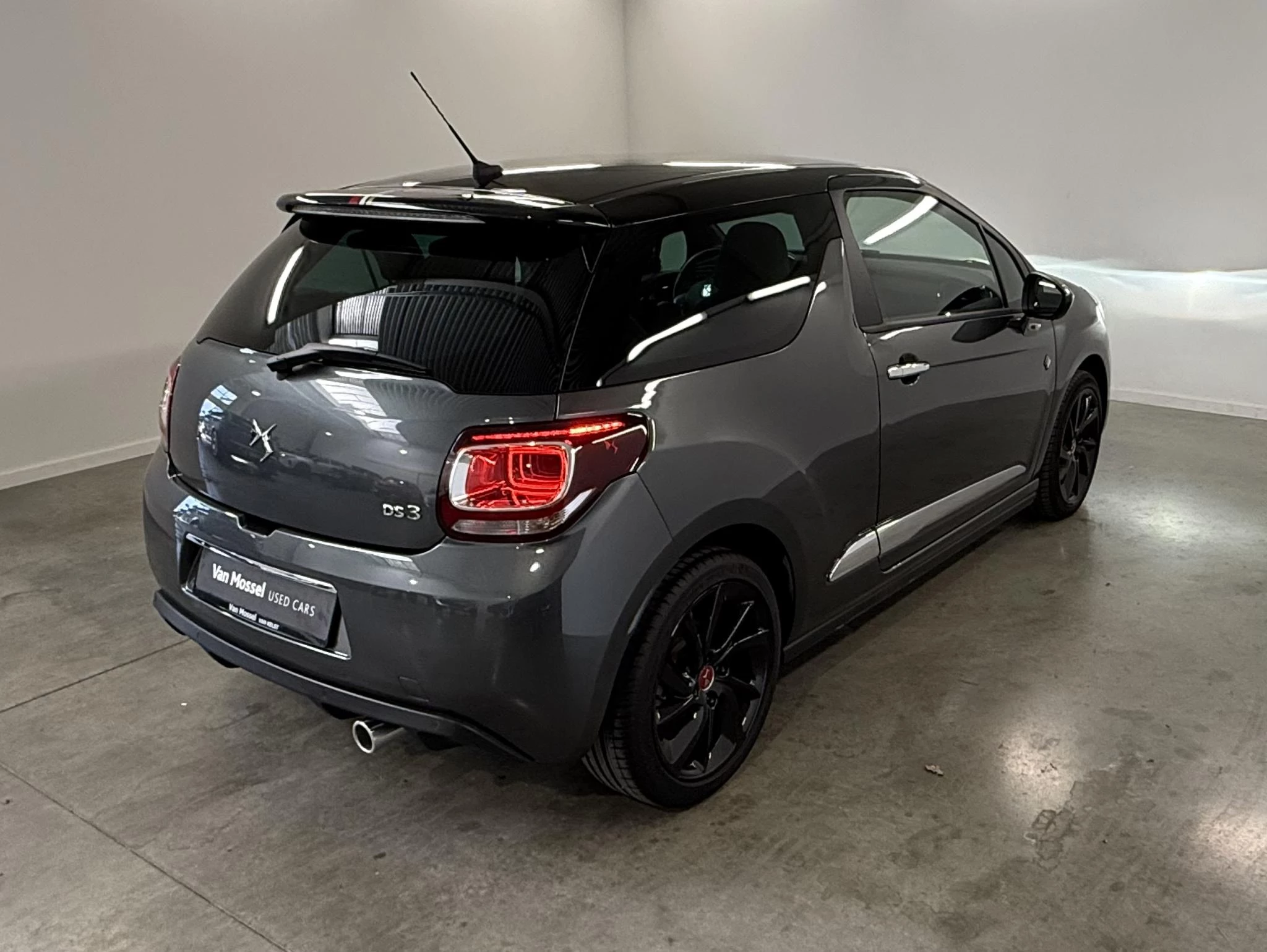 DS DS 3 1.2 PureTech 110 EAT Performance Line