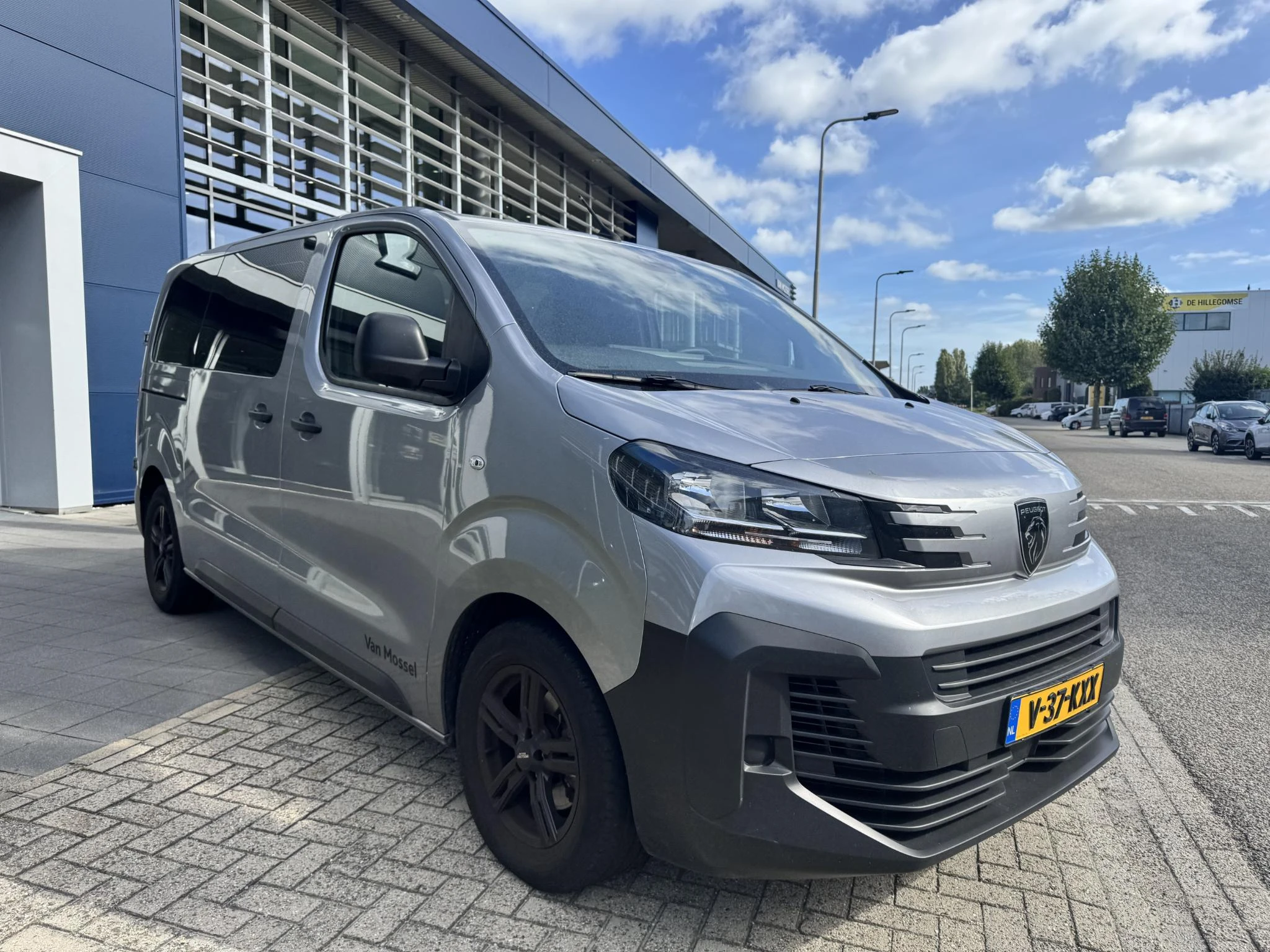 Peugeot-Expert-image-2
