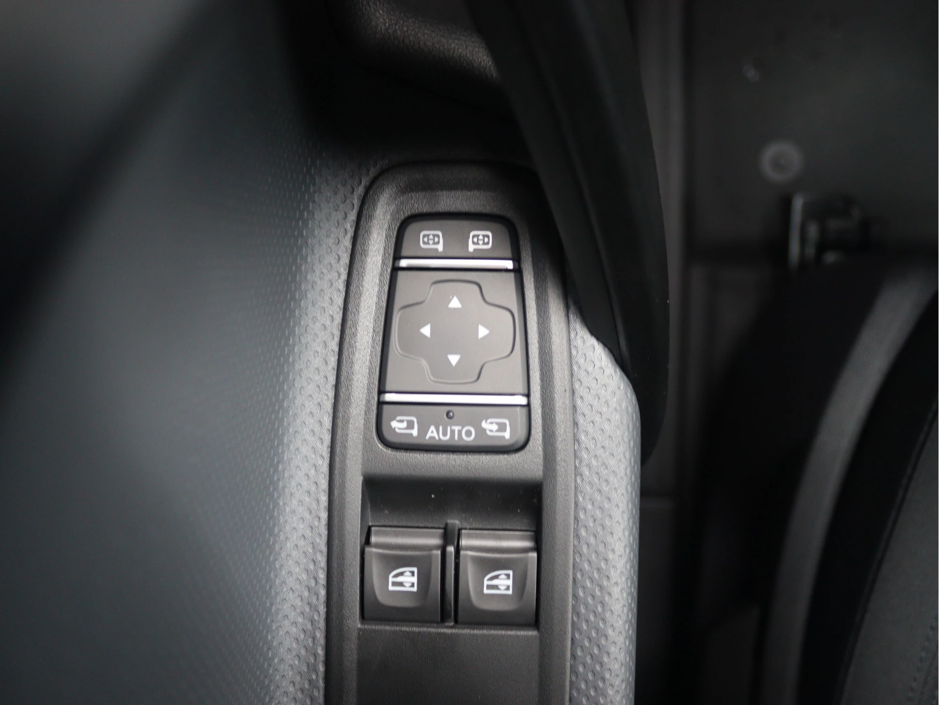 Mercedes-Benz-Citan-image-7