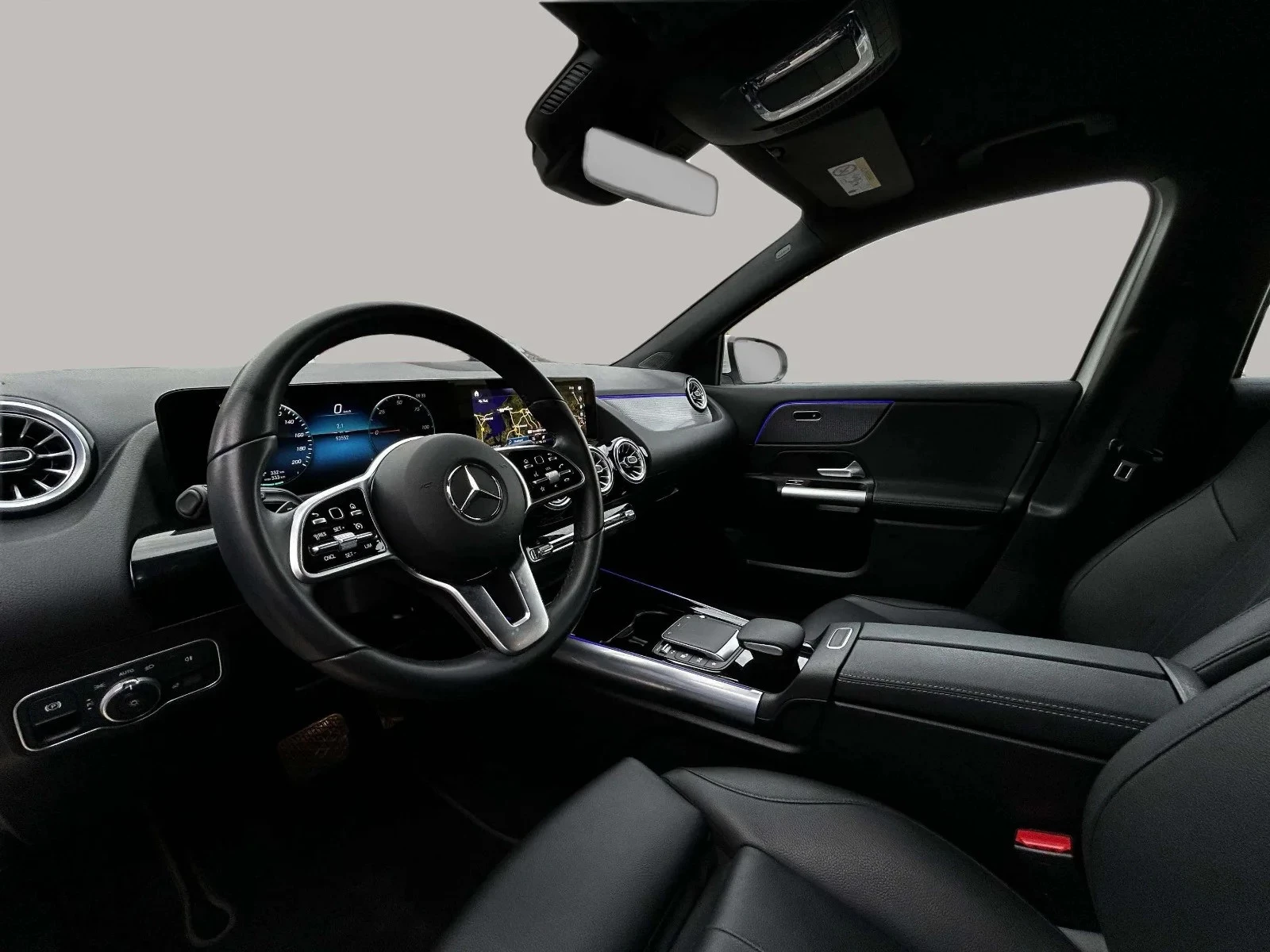 Mercedes-Benz-EQA-image-8