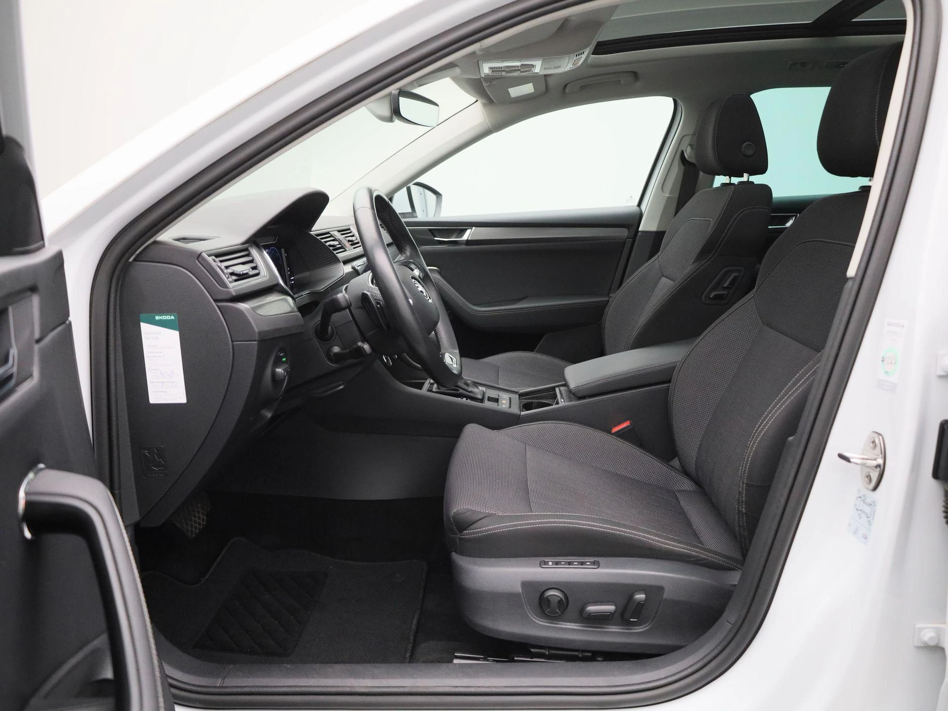 Škoda-Superb-image-12