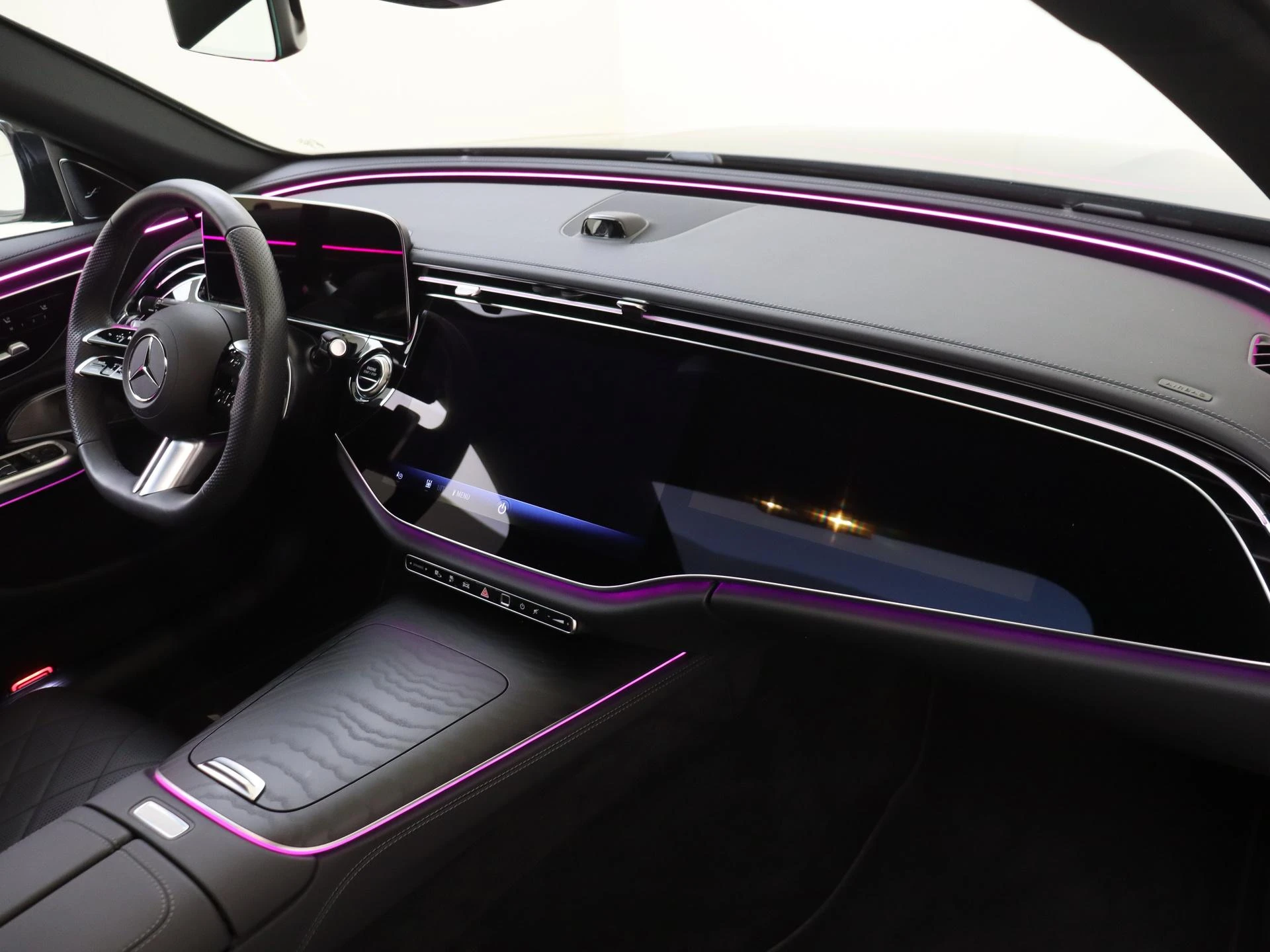 Mercedes-Benz-E-Klasse-image-4