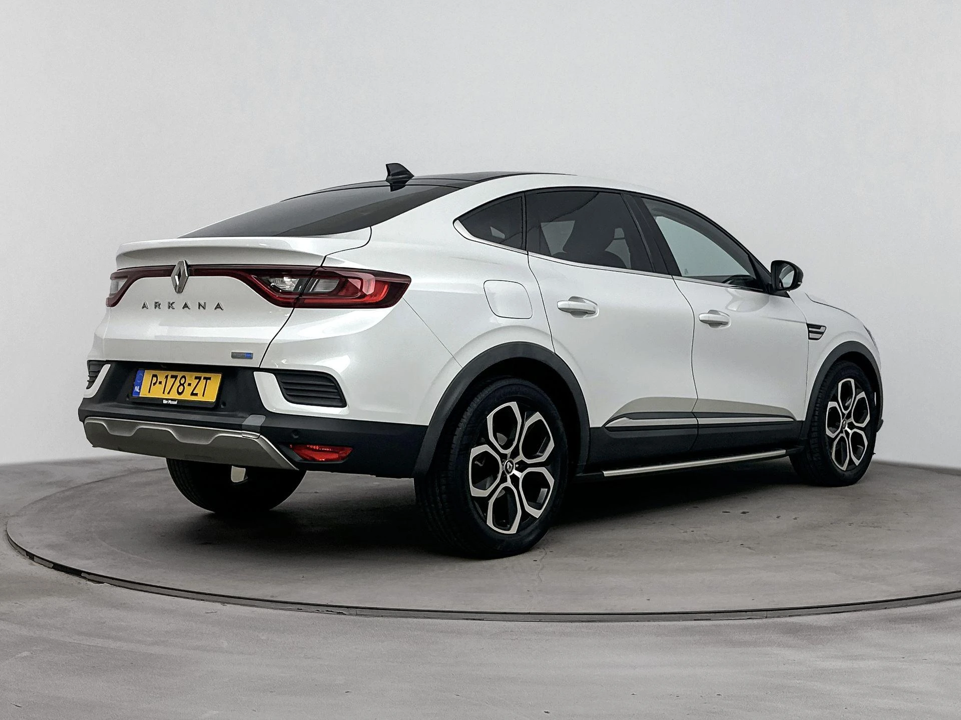 Renault-Arkana-image-3