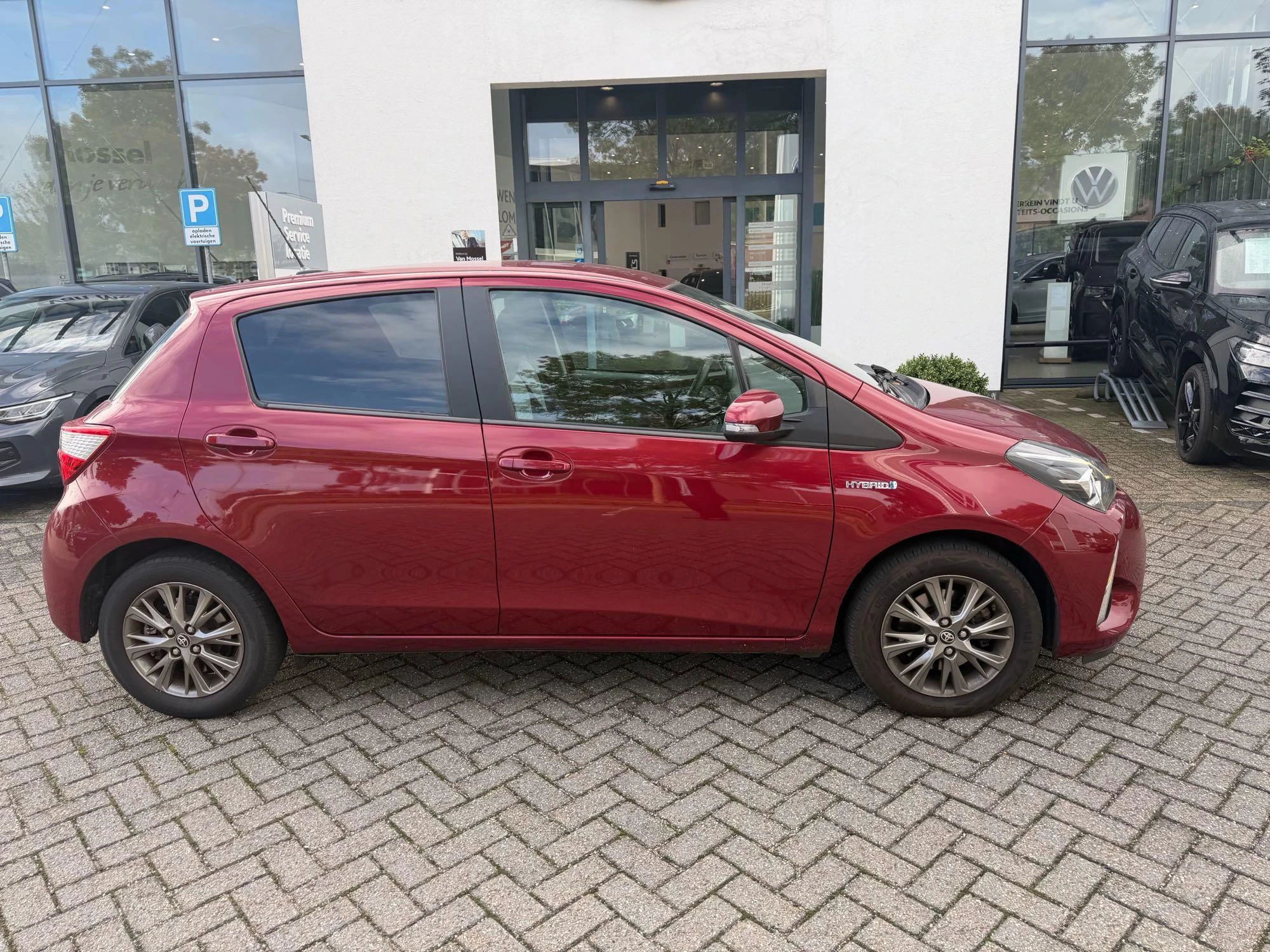 Toyota-Yaris-image-3