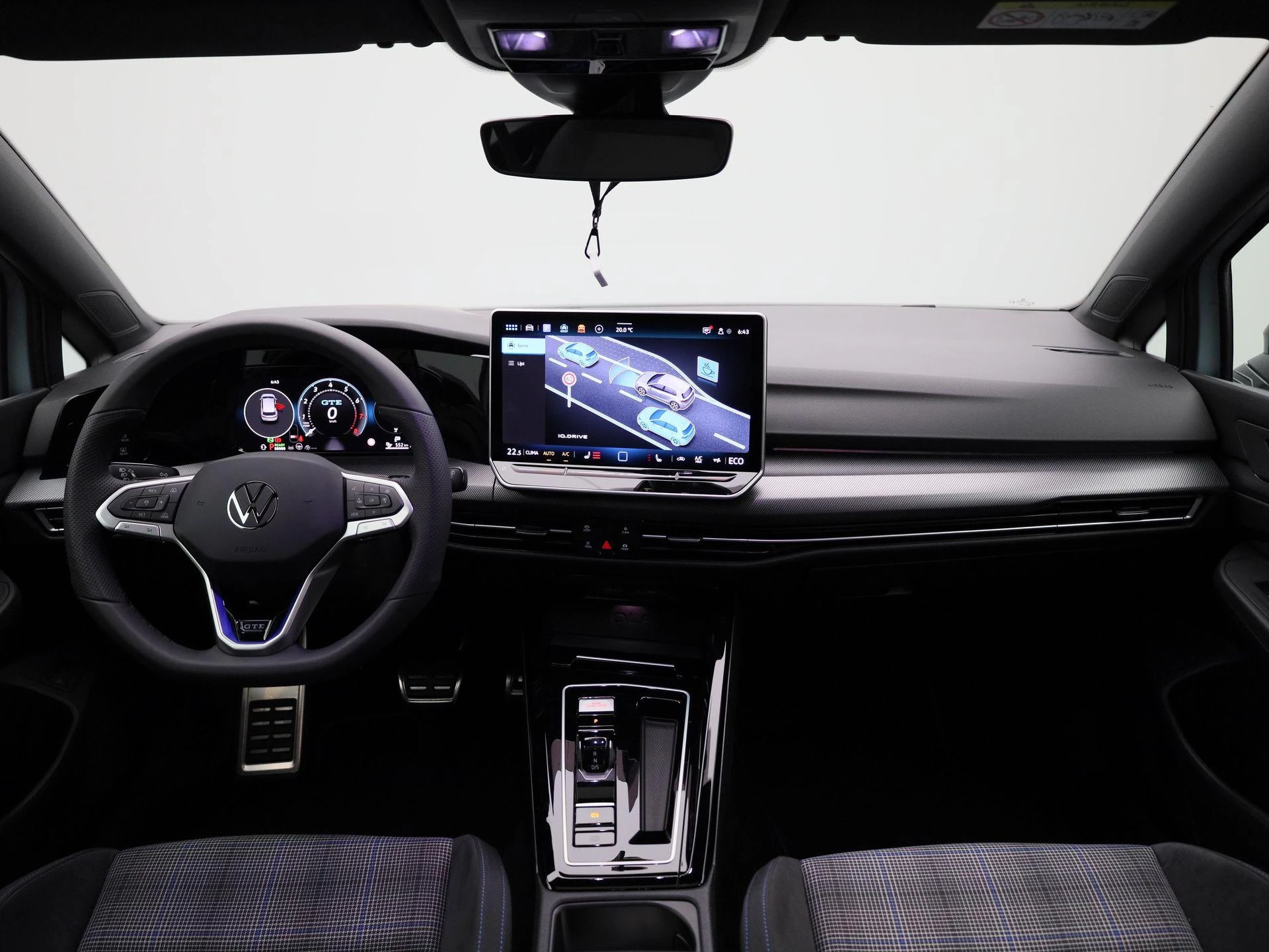 Volkswagen-Golf-image-40