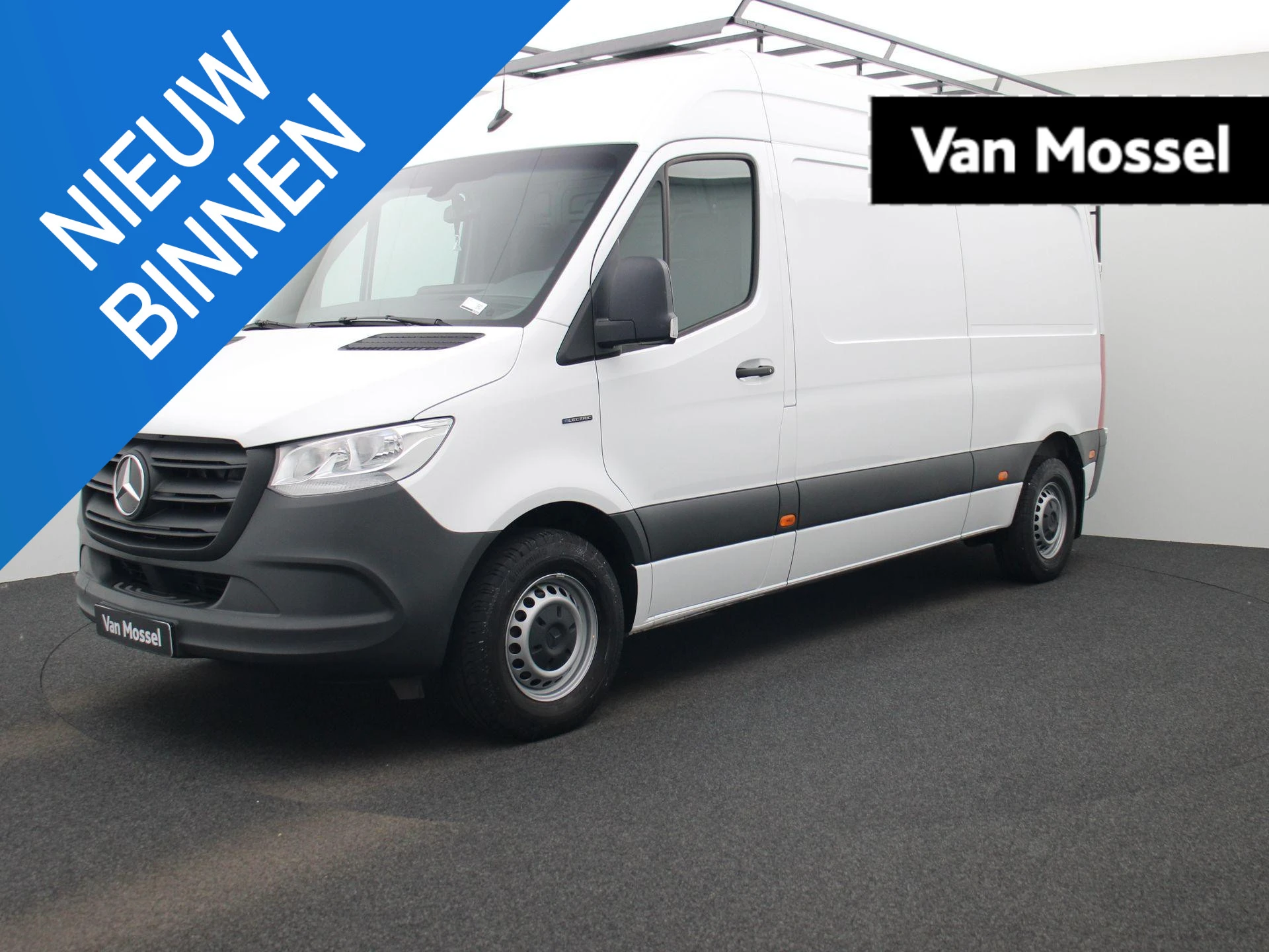 Mercedes-Benz-Sprinter-image-0