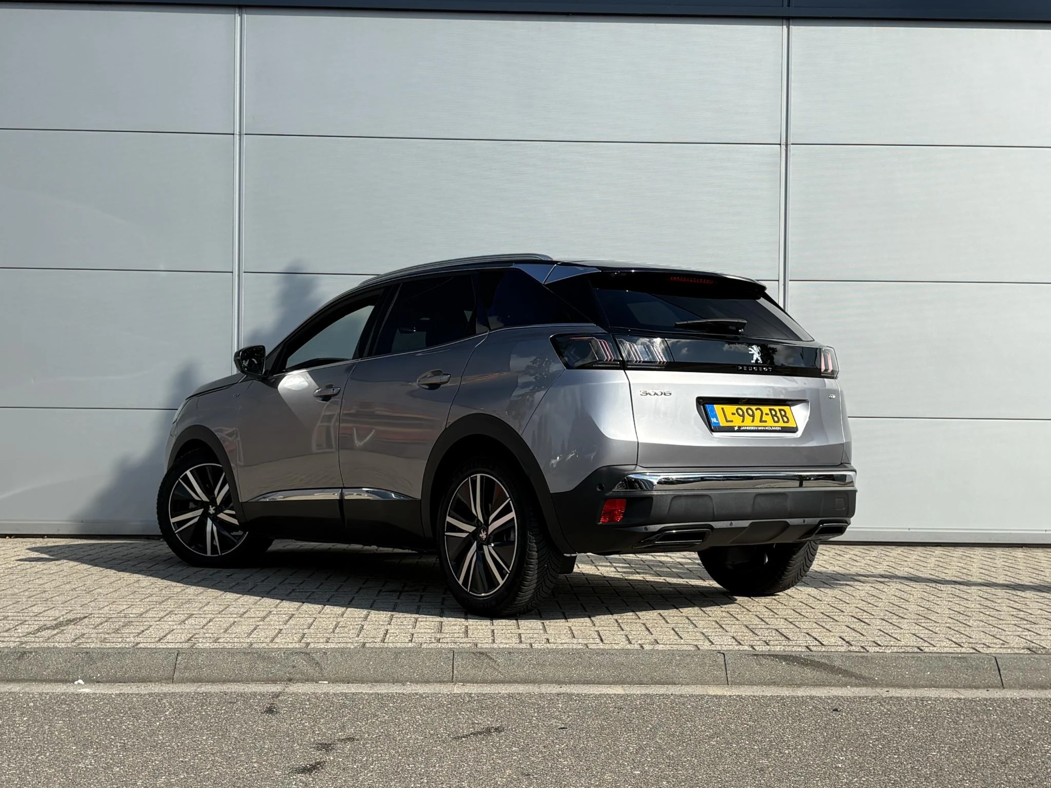 Peugeot 3008 1.6 PureTech Blue Lease GT