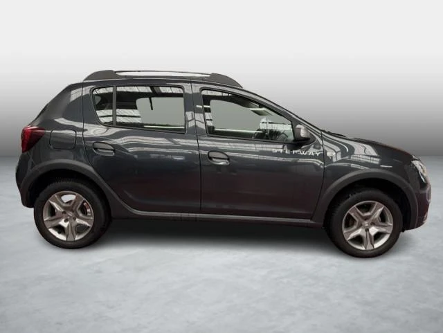 Dacia-Sandero Stepway-image-3