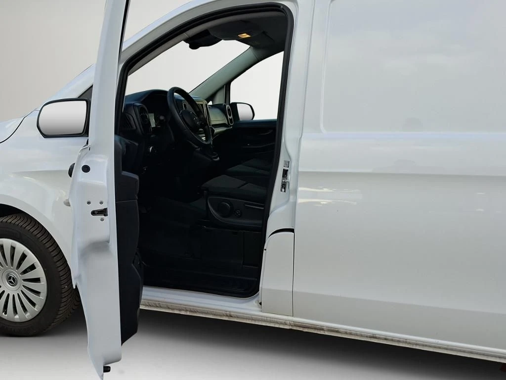 Mercedes-Benz-Vito 116-image-16