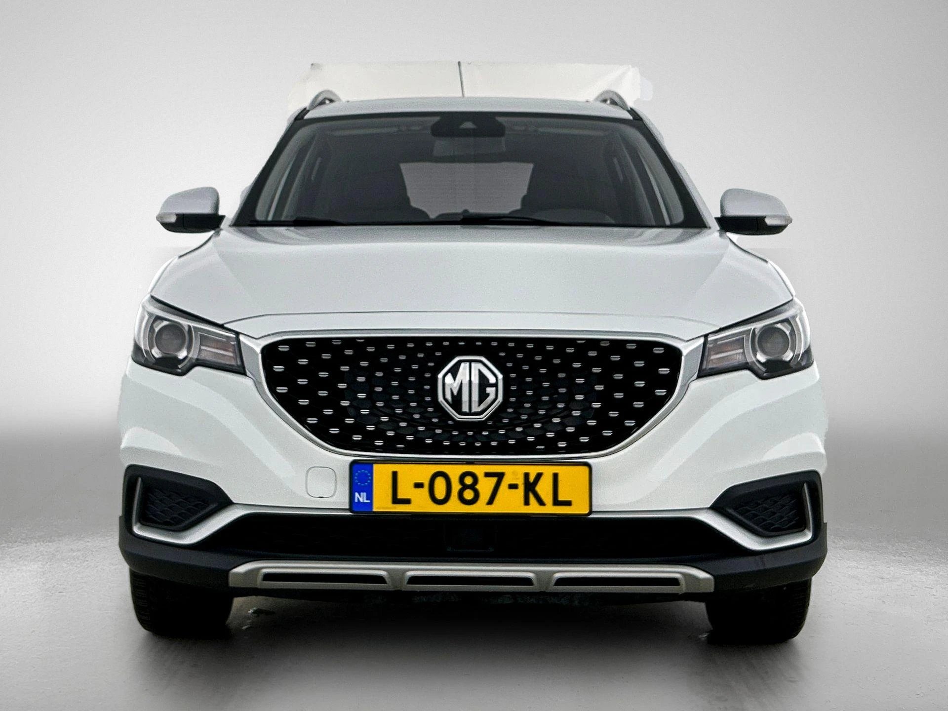 MG-ZS EV-image-4