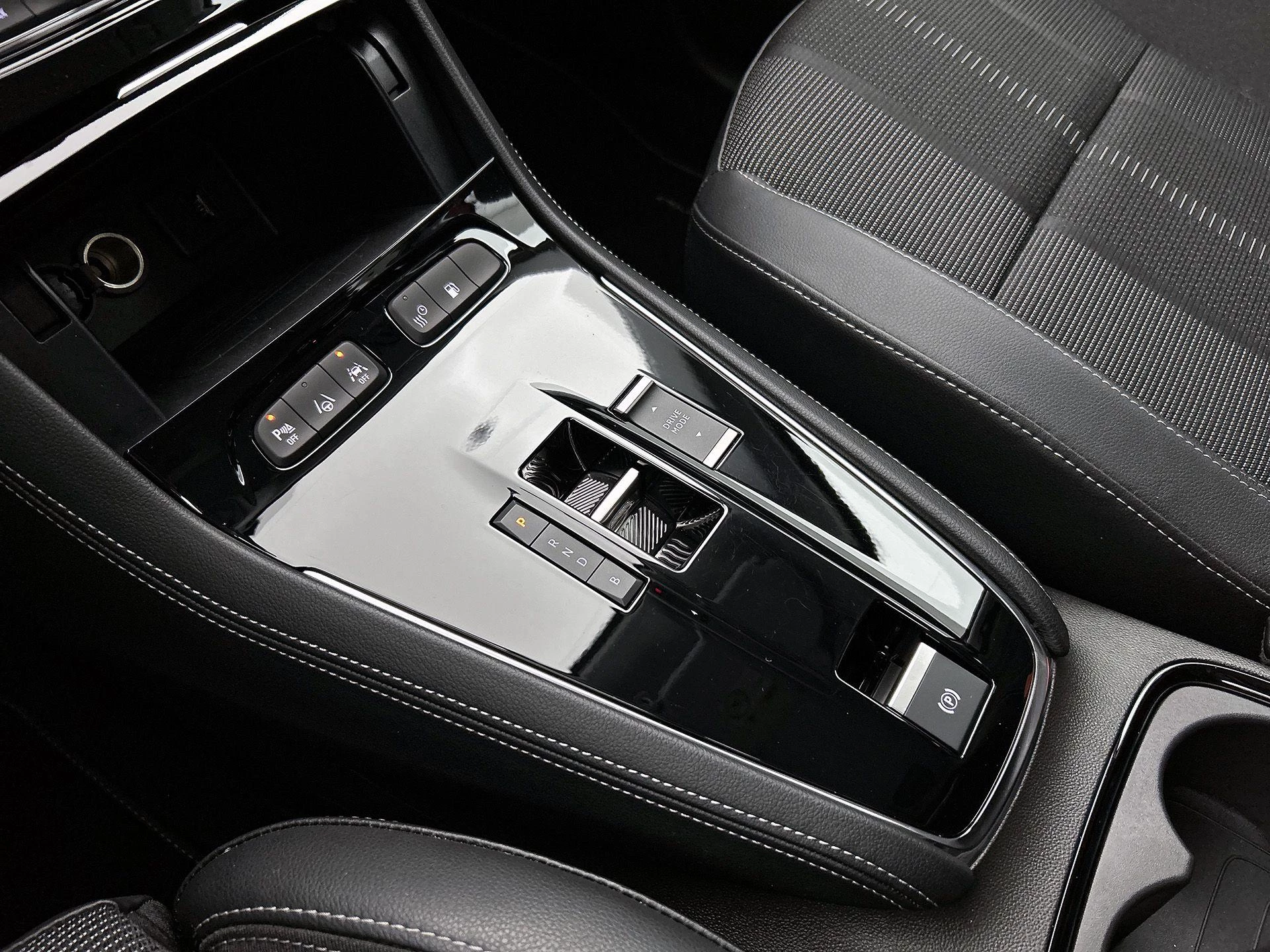 Opel-Grandland-image-13