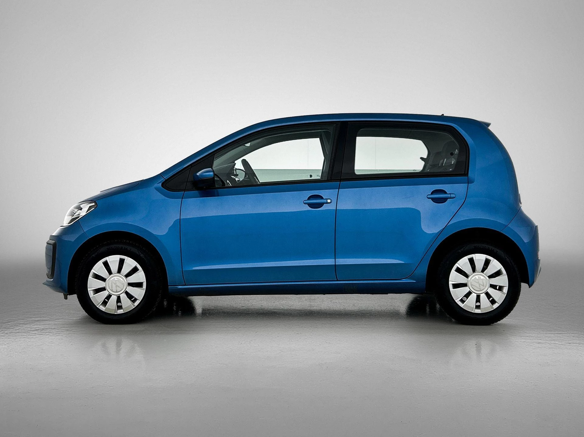 Volkswagen-up!-image-1