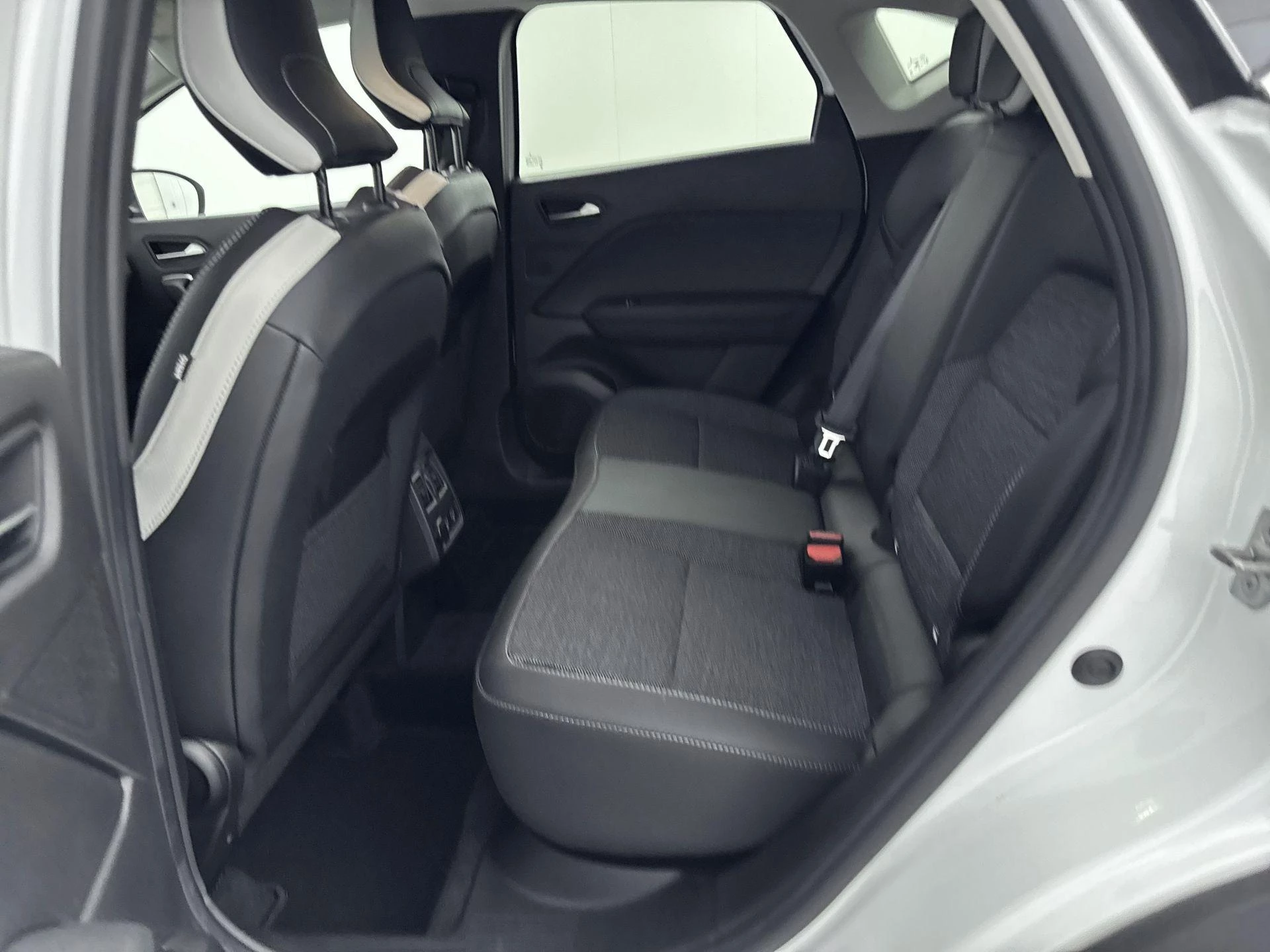 Renault-Captur-image-25