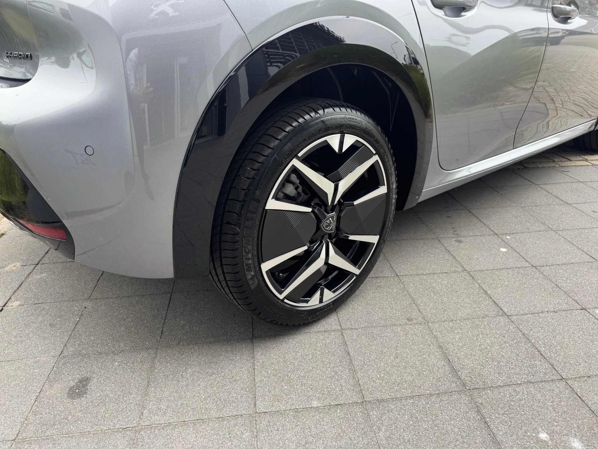 Peugeot-208-image-13