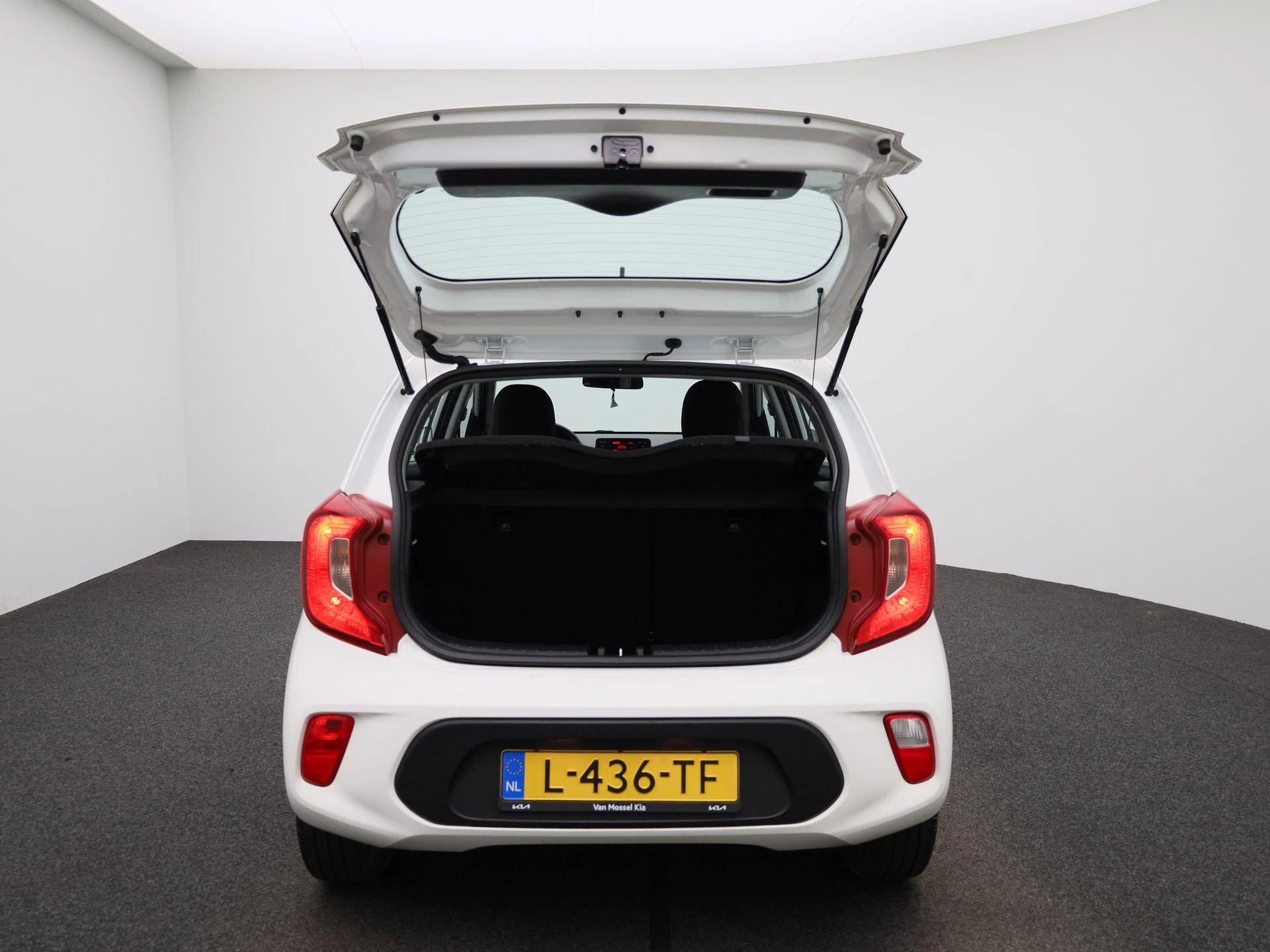 Kia-Picanto-image-10
