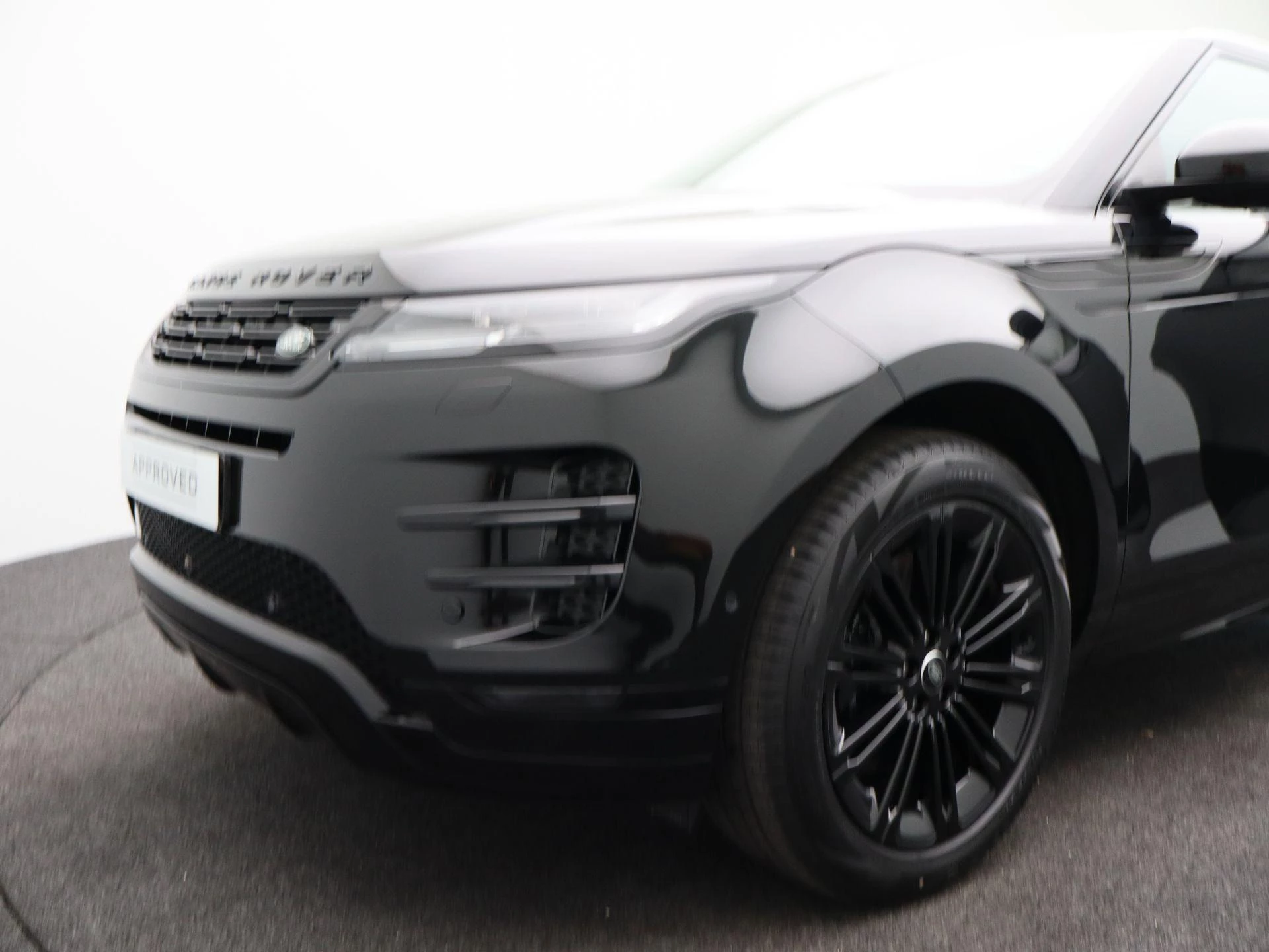 Land Rover-Range Rover Evoque-image-36