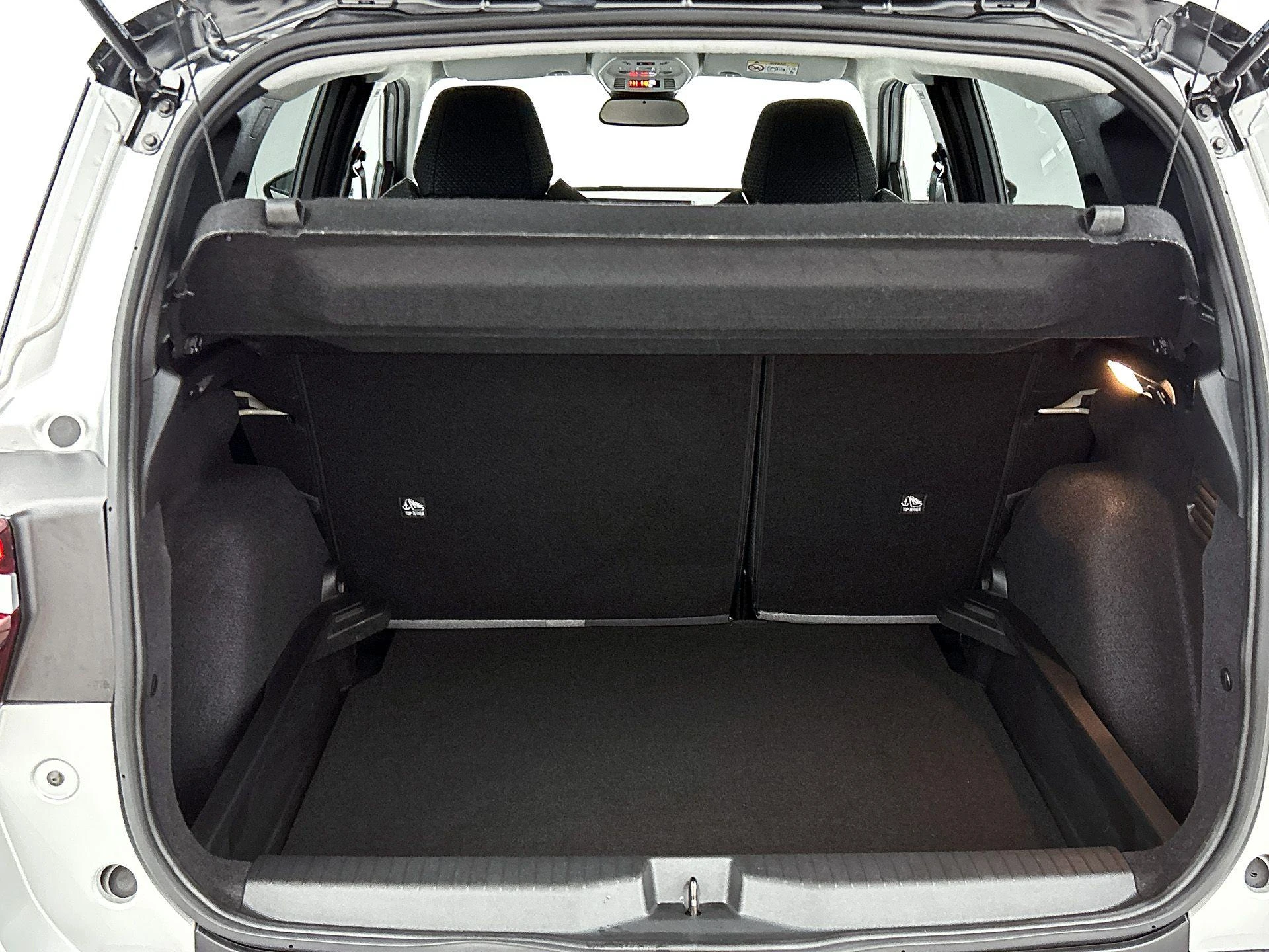 Opel-Frontera-image-21
