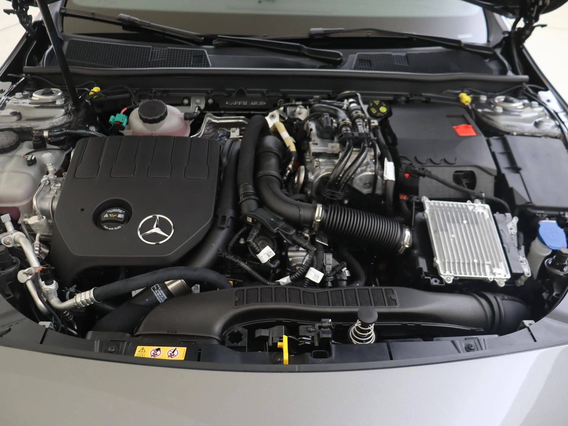 Mercedes-Benz-A-Klasse-image-4