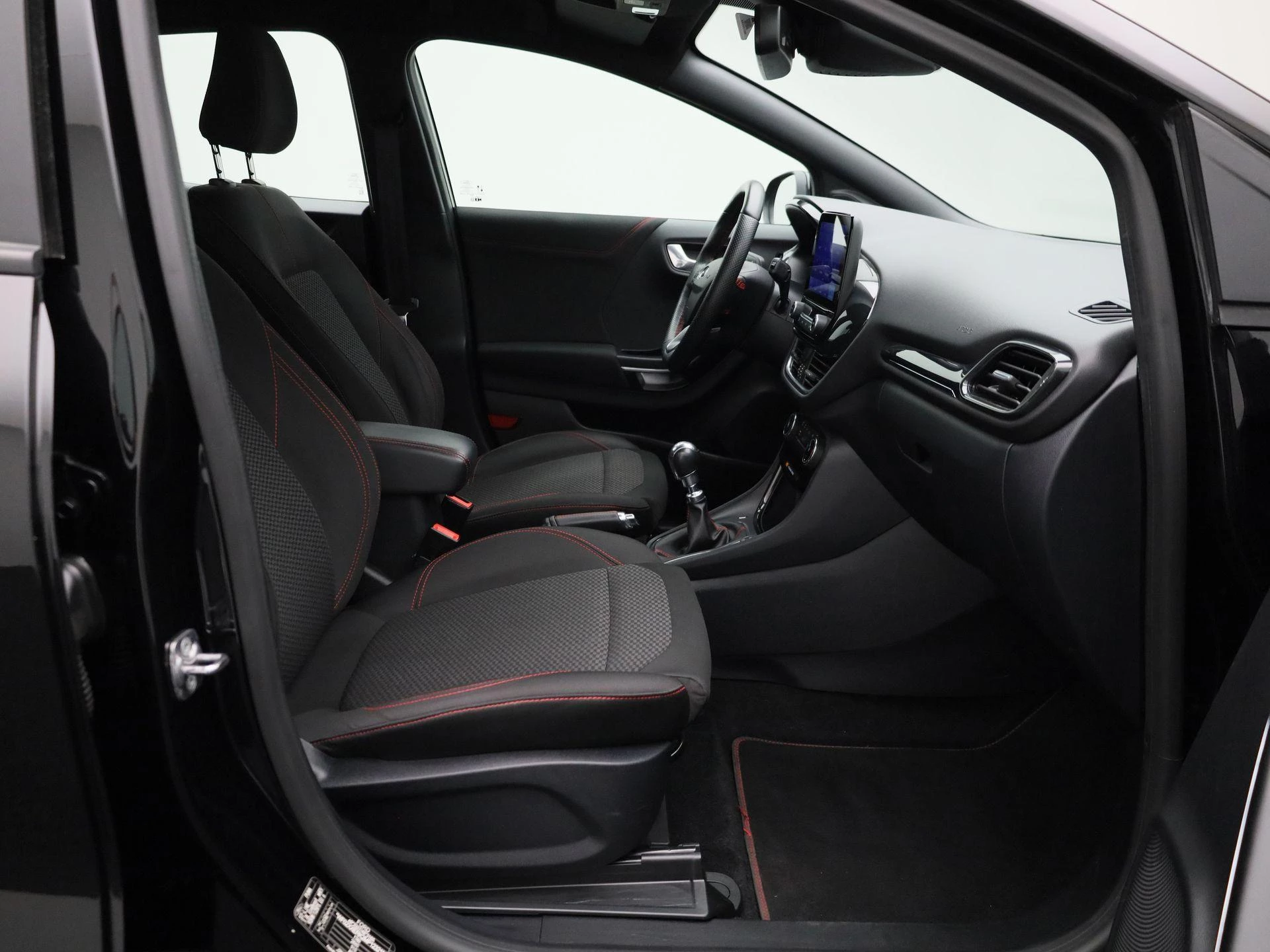 Ford-Puma-image-33