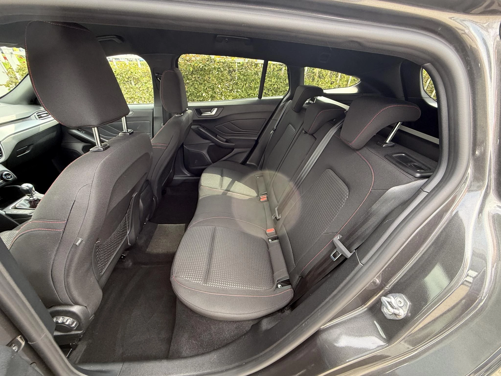 Ford Focus Wagon 1.0 EcoBoost Hybrid ST Line Style