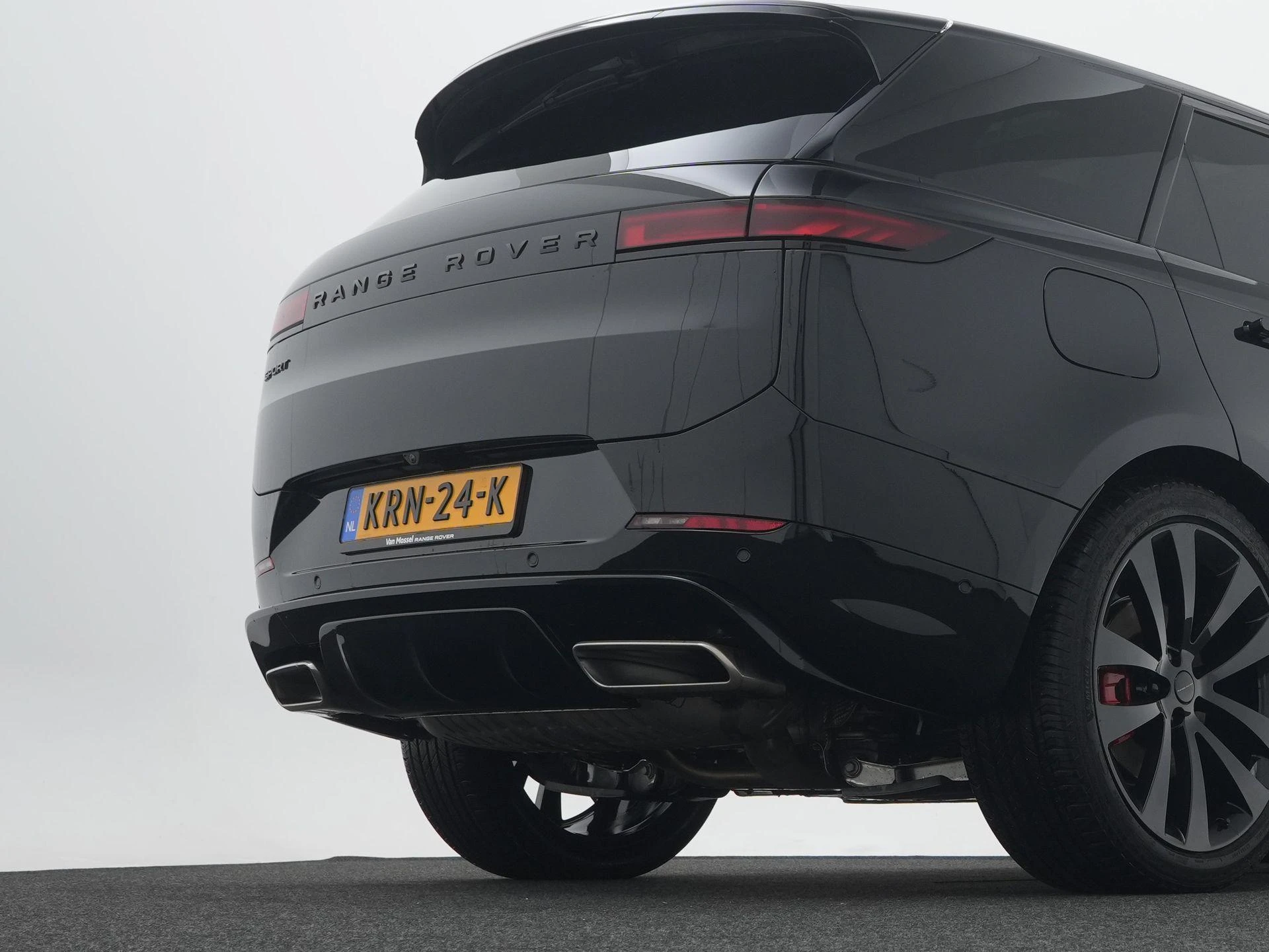 Land Rover-Range Rover Sport-image-12