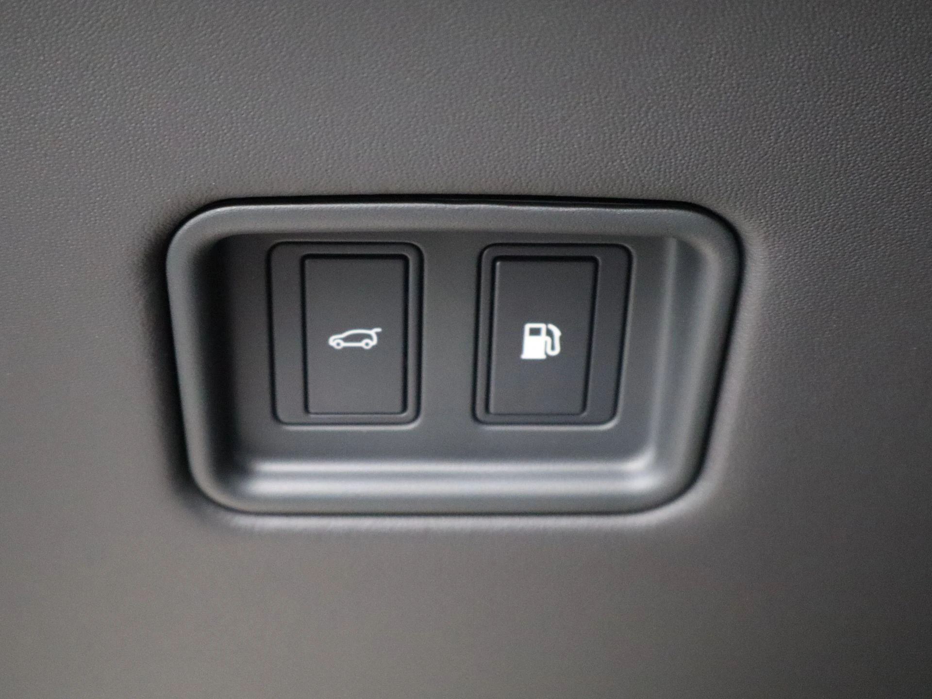 Land Rover-Range Rover Sport-image-28