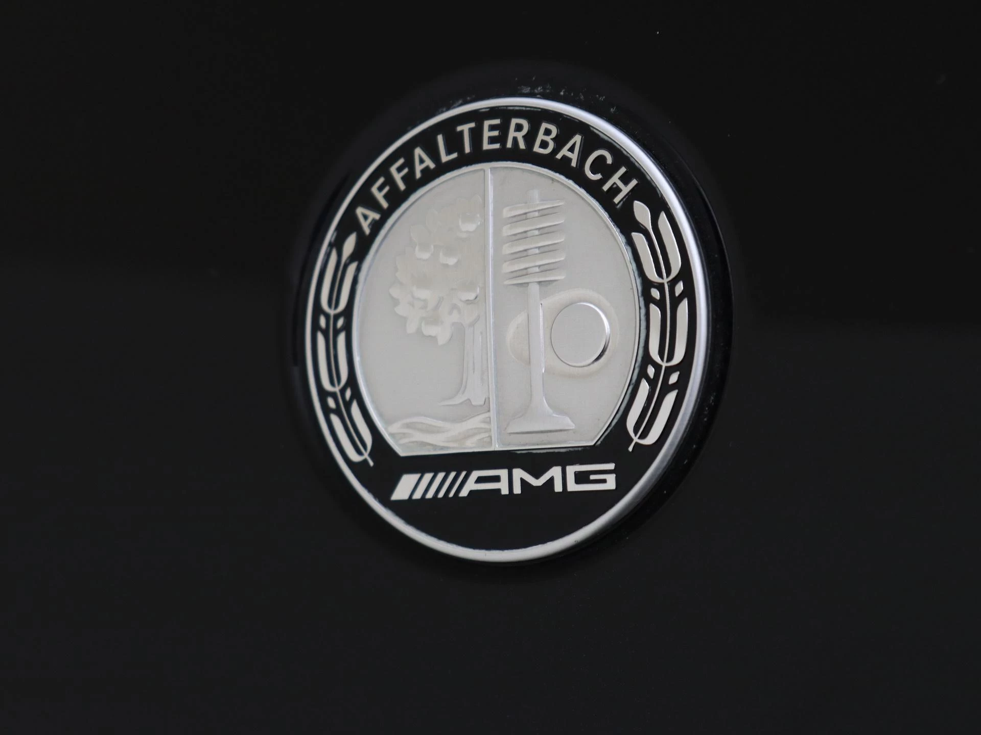 Mercedes-Benz-GLE-image-41