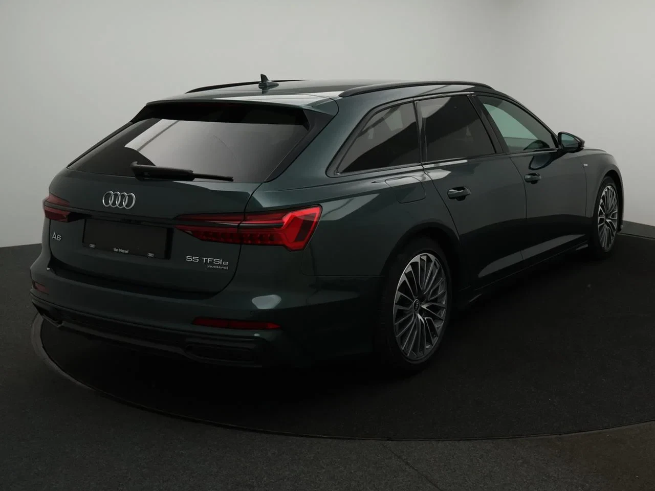 Audi-A6-image-4