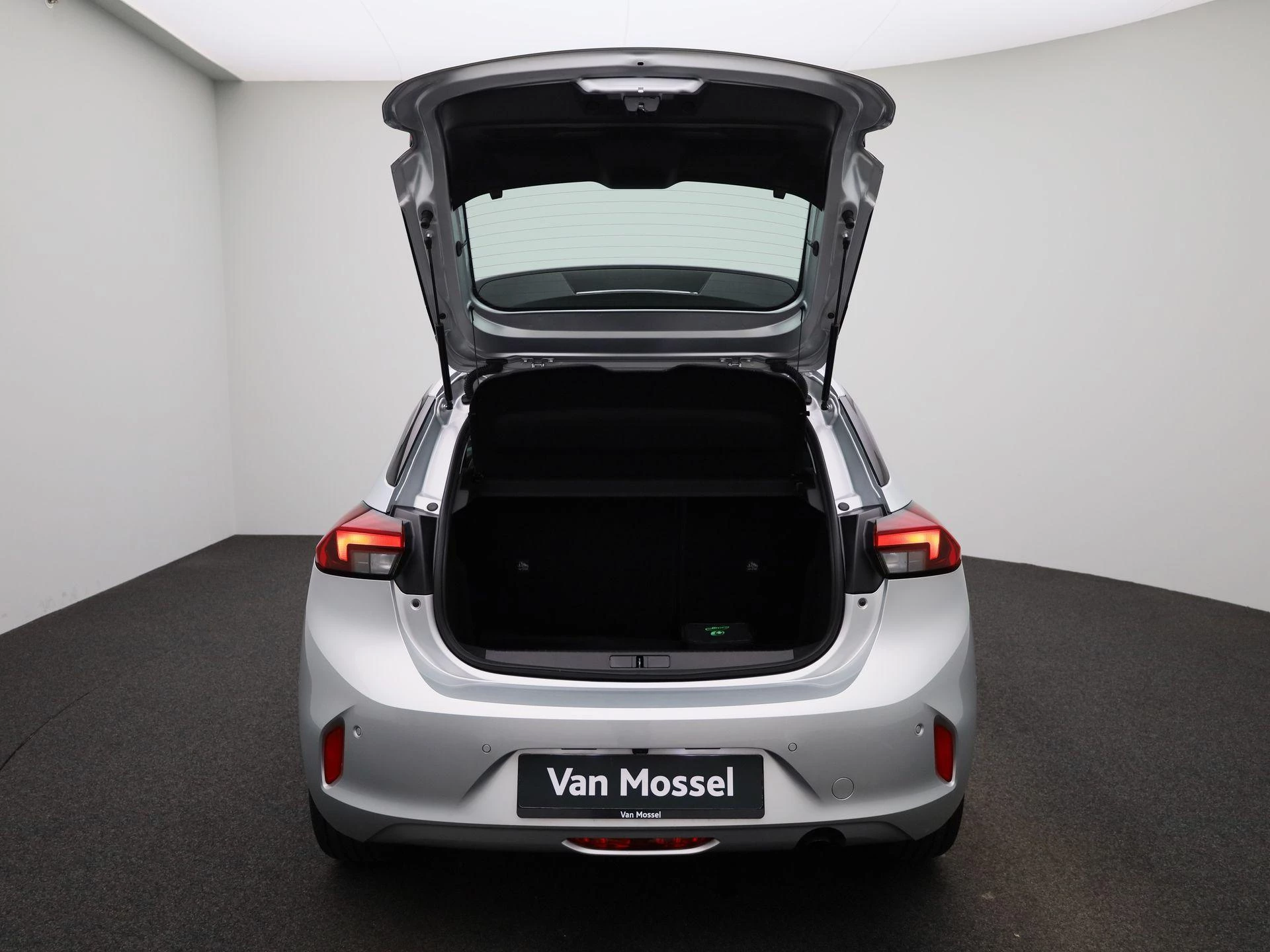 Opel-Corsa-image-10