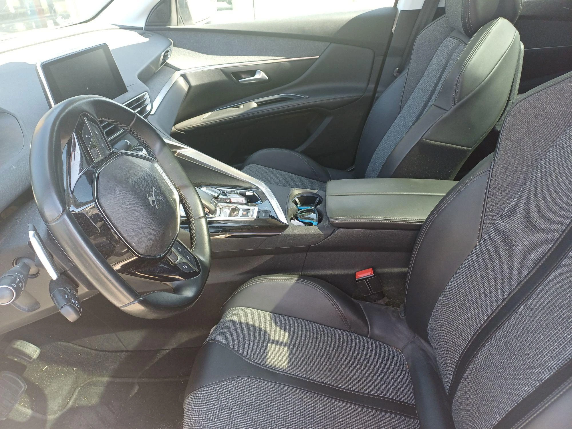 Peugeot-5008-image-10