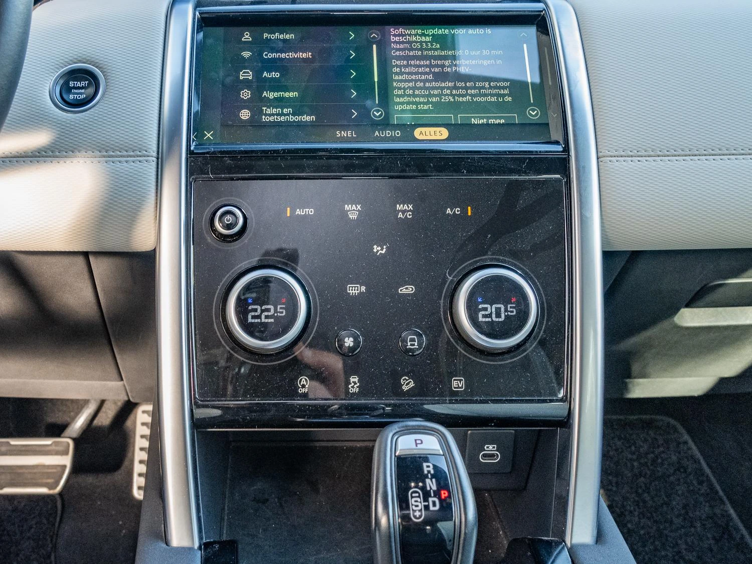 Land Rover-Discovery Sport-image-18