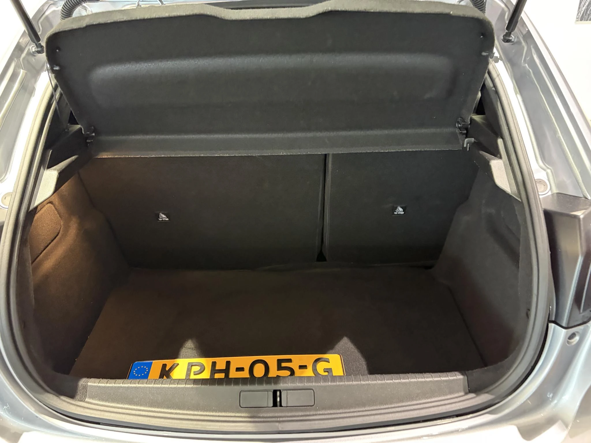 Peugeot-208-image-18