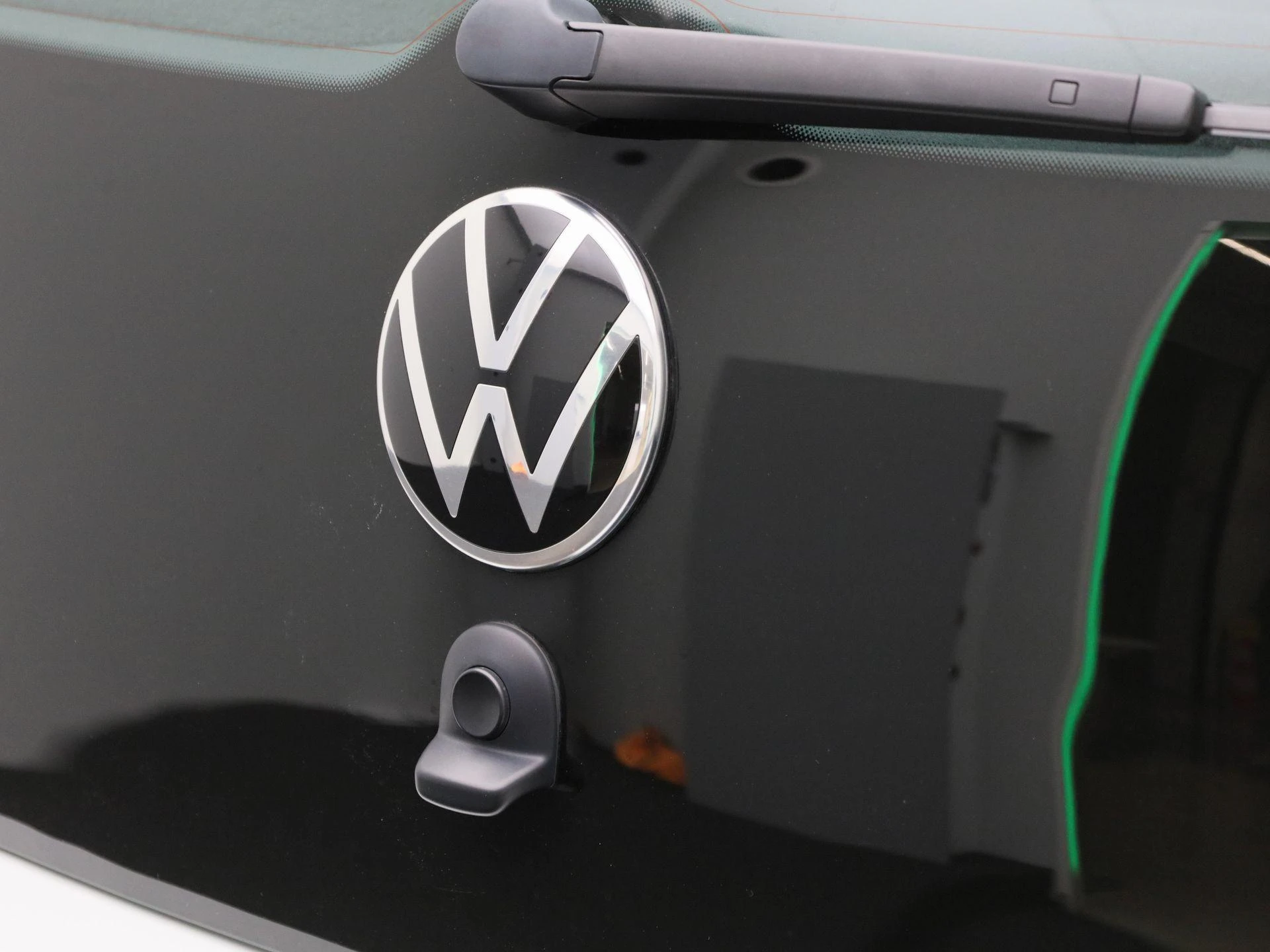 Volkswagen-up!-image-28