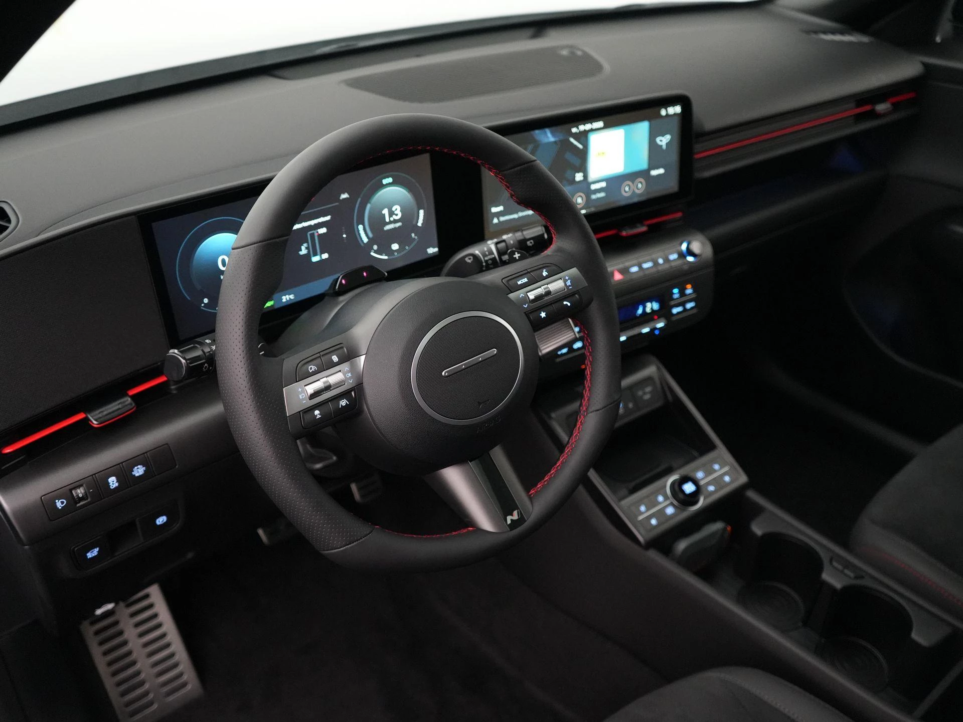 Hyundai-Kona-image-32