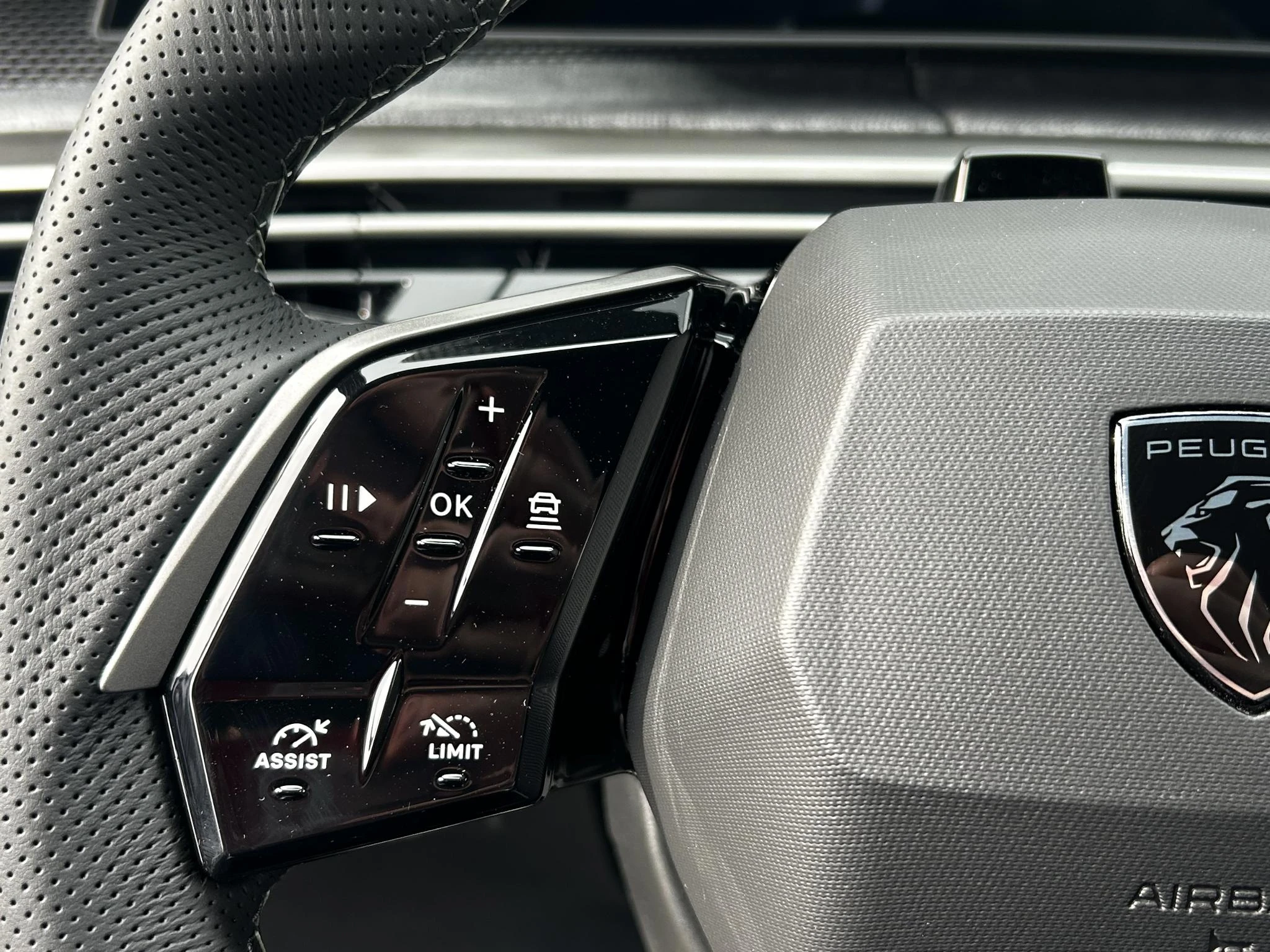 Peugeot-3008-image-12
