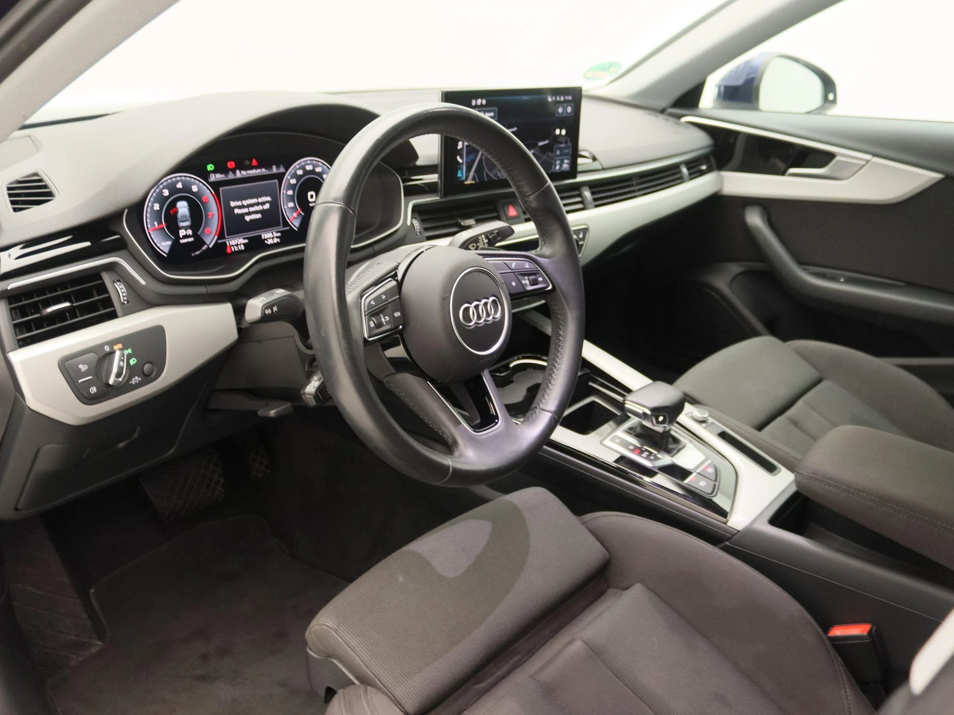 Audi A4 Limousine 35 TFSI Launch edition Business