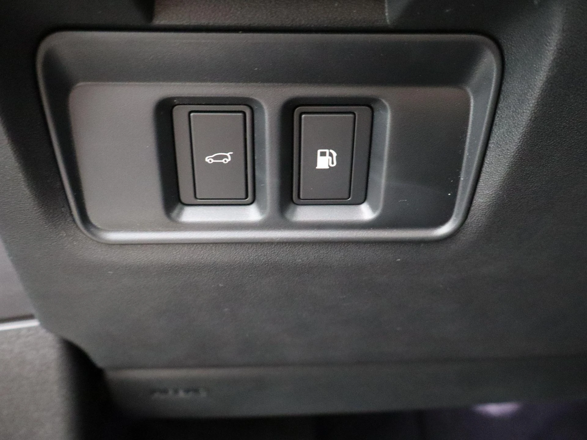 Land Rover-Range Rover Evoque-image-35