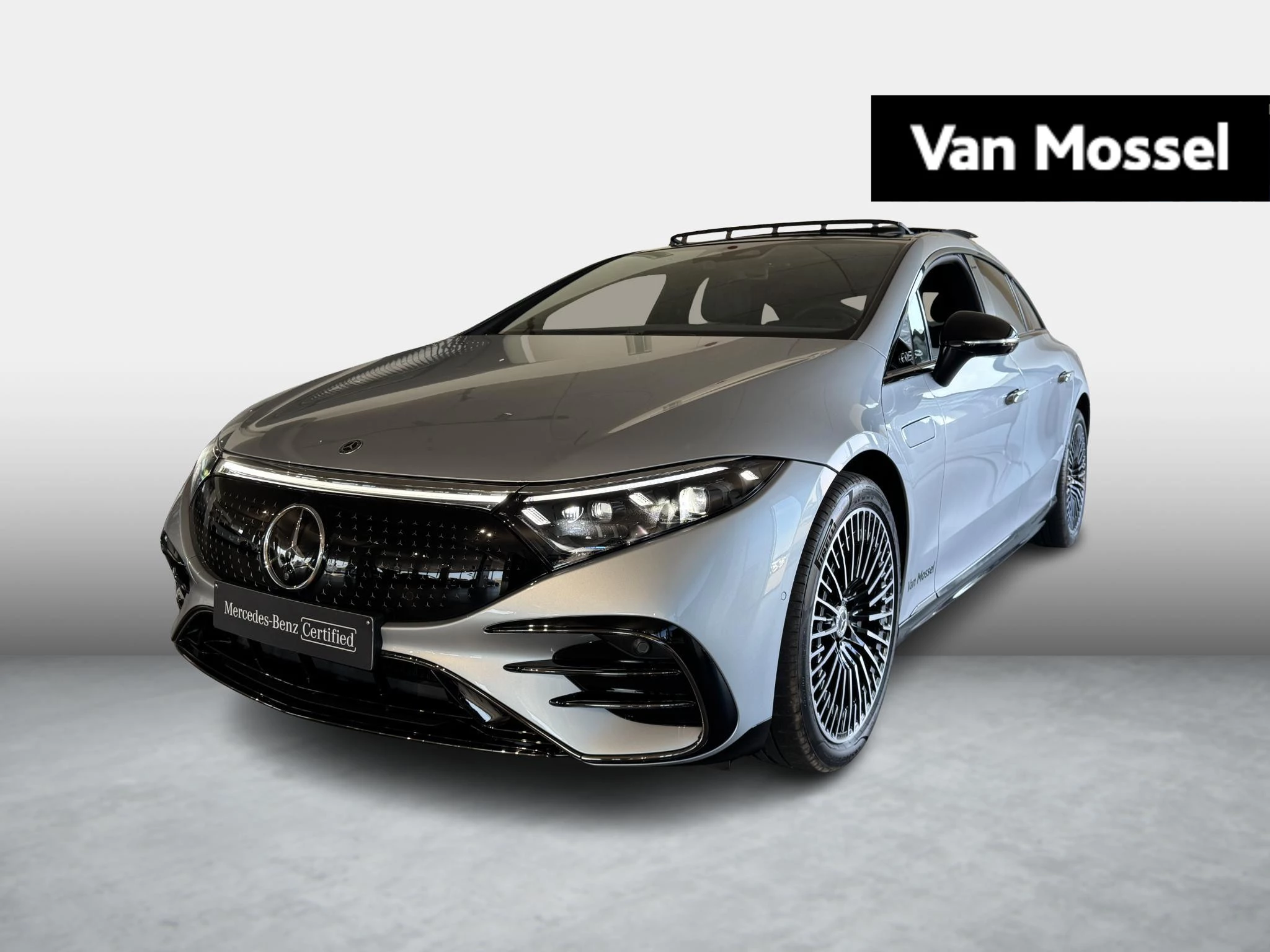 Mercedes-Benz-EQS-image-0