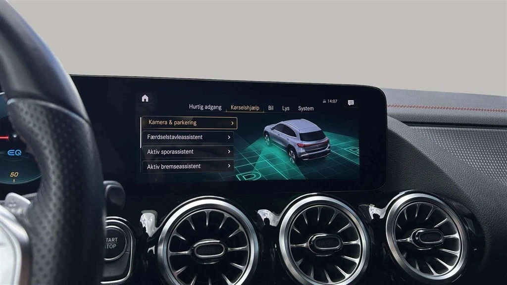 Mercedes-Benz-EQA-image-16