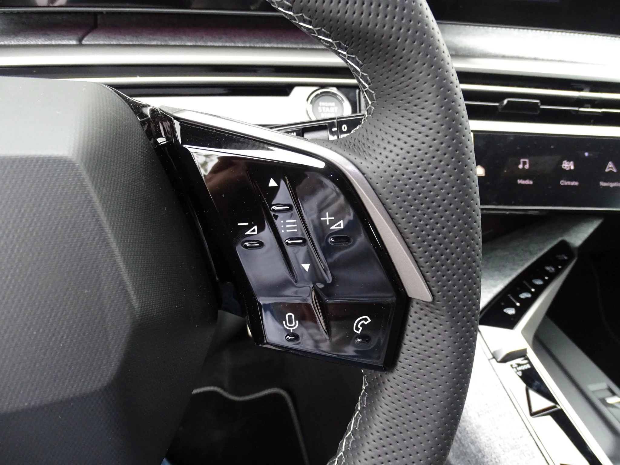 Peugeot-5008-image-20