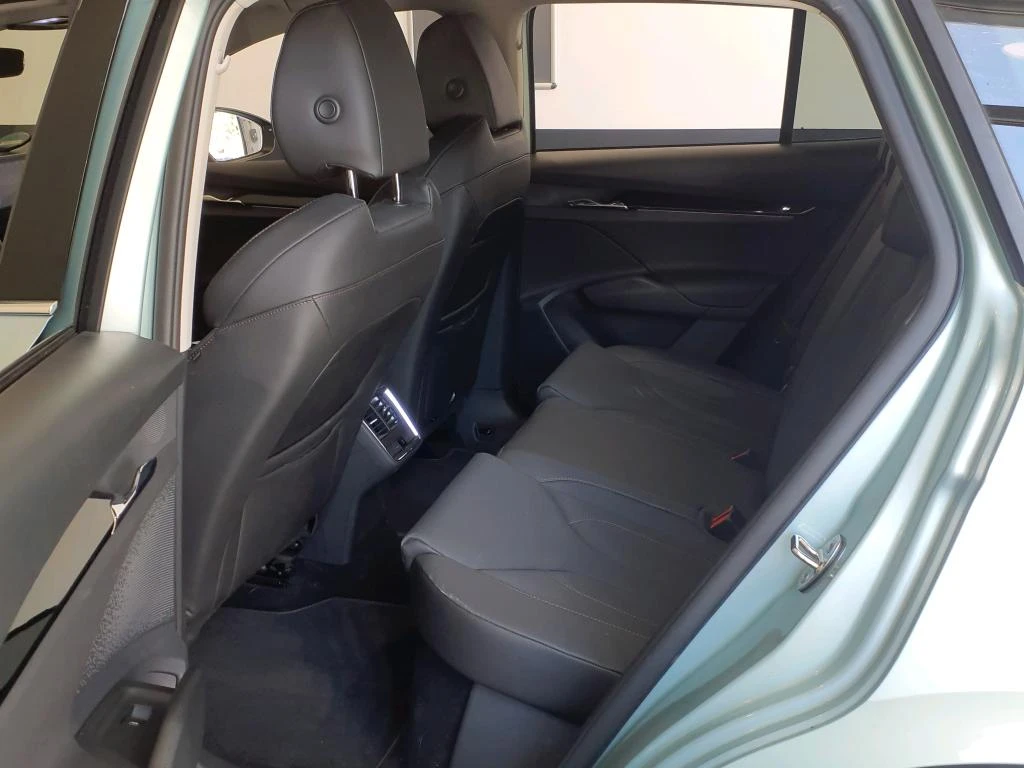 Škoda-Enyaq iV-image-3