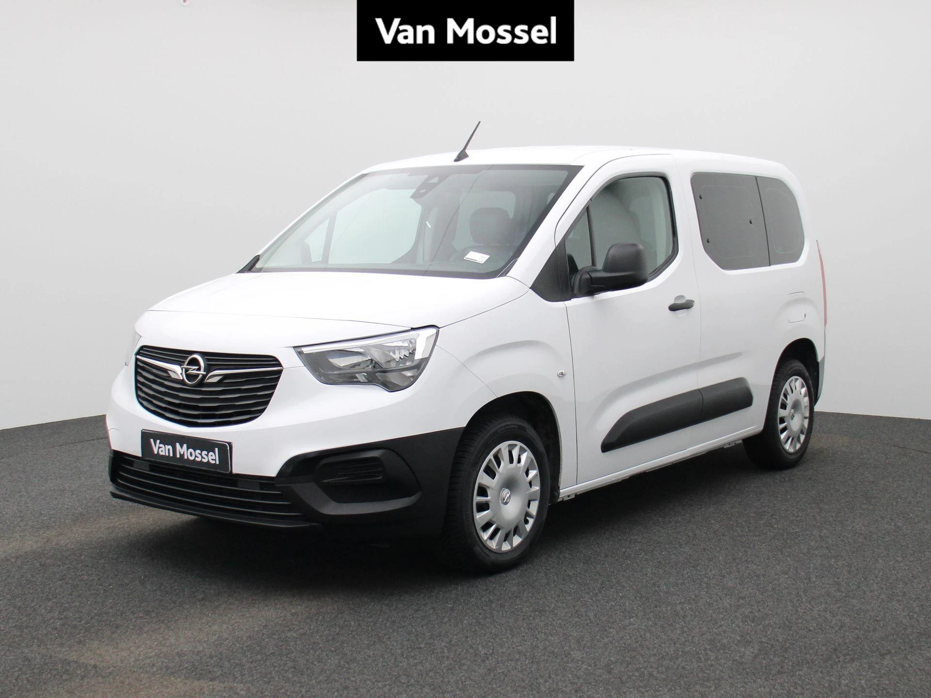 Opel-Combo-image-0